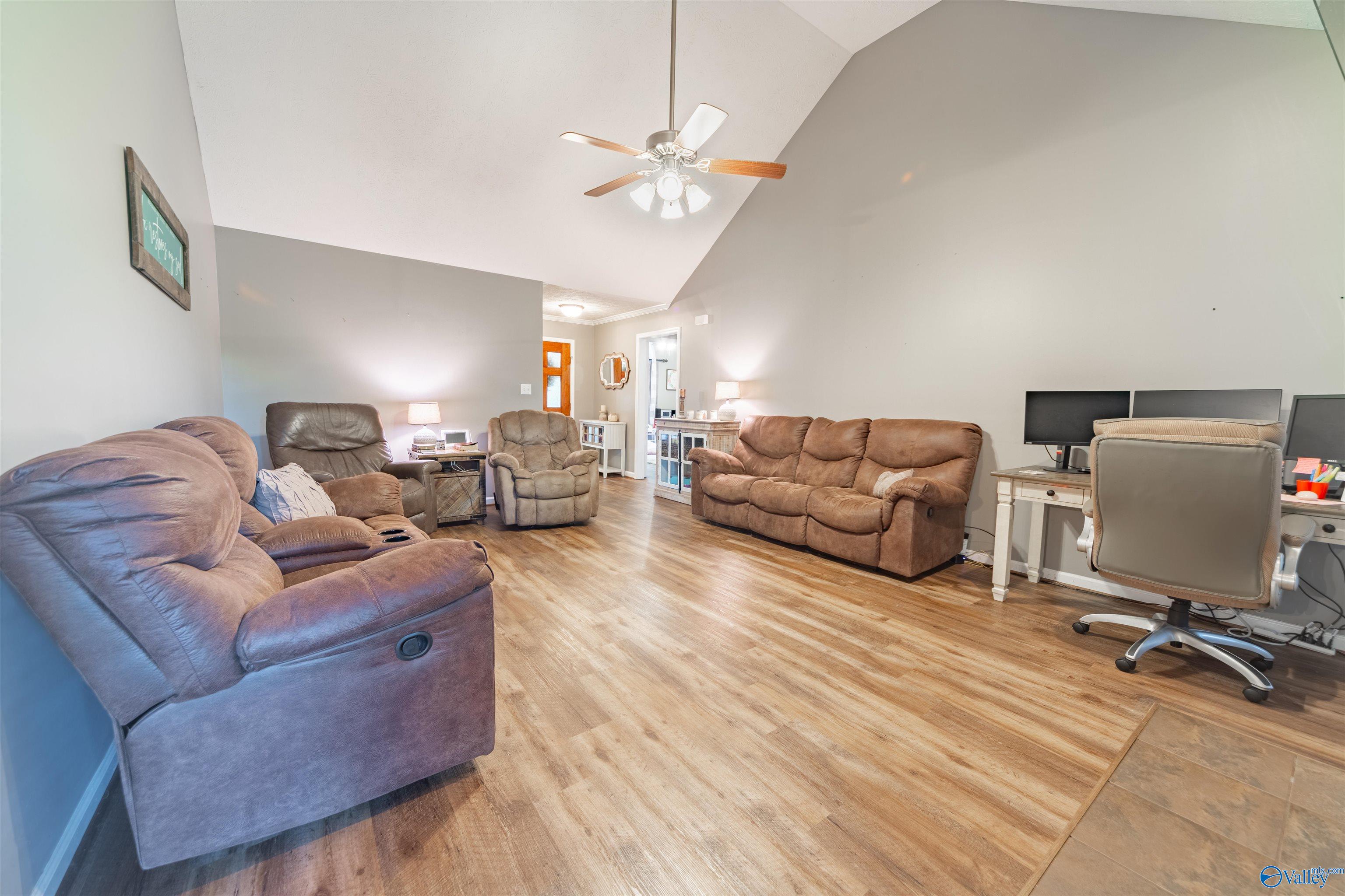 2950 Plymouth Rock Trail S