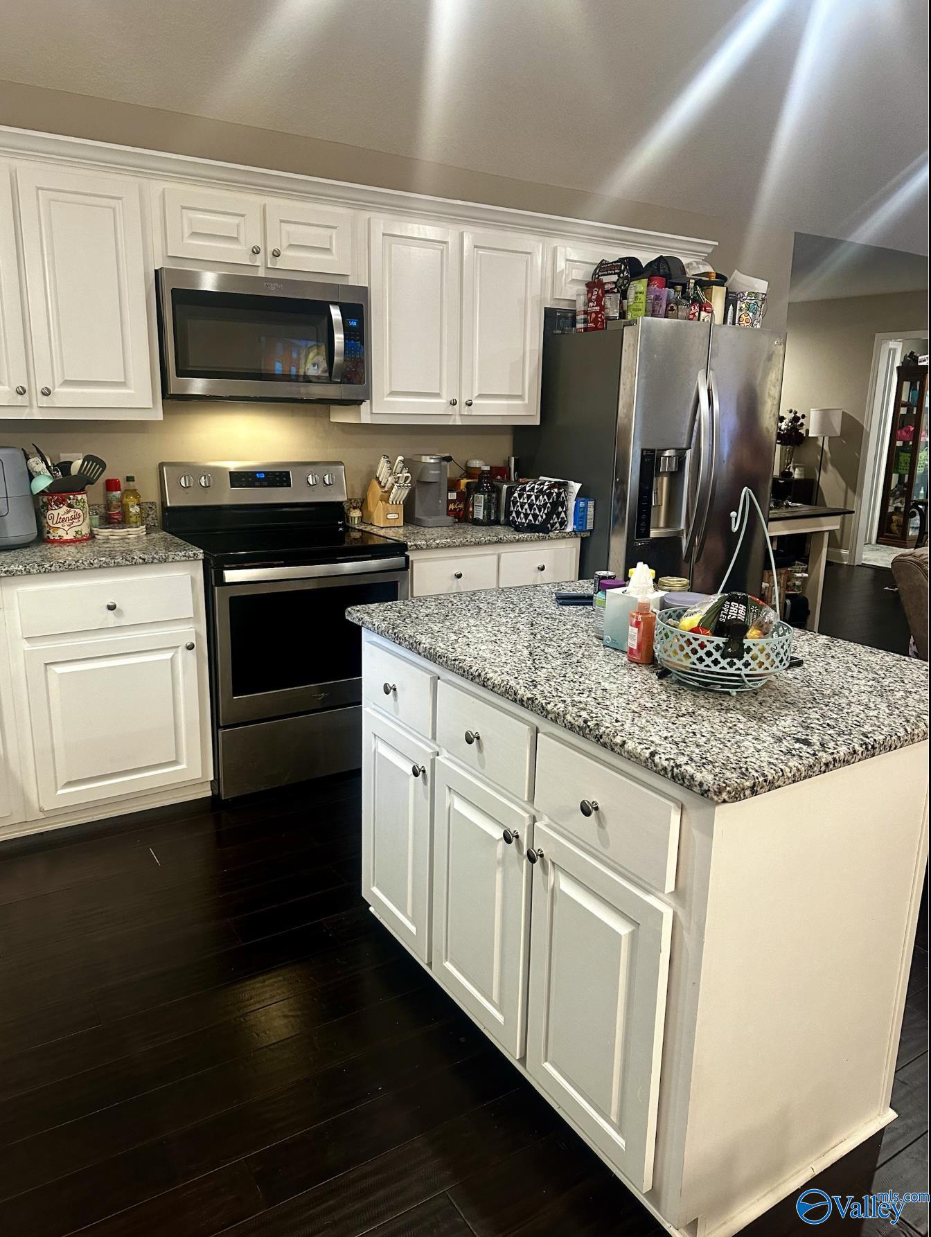 72 Central Henderson Road