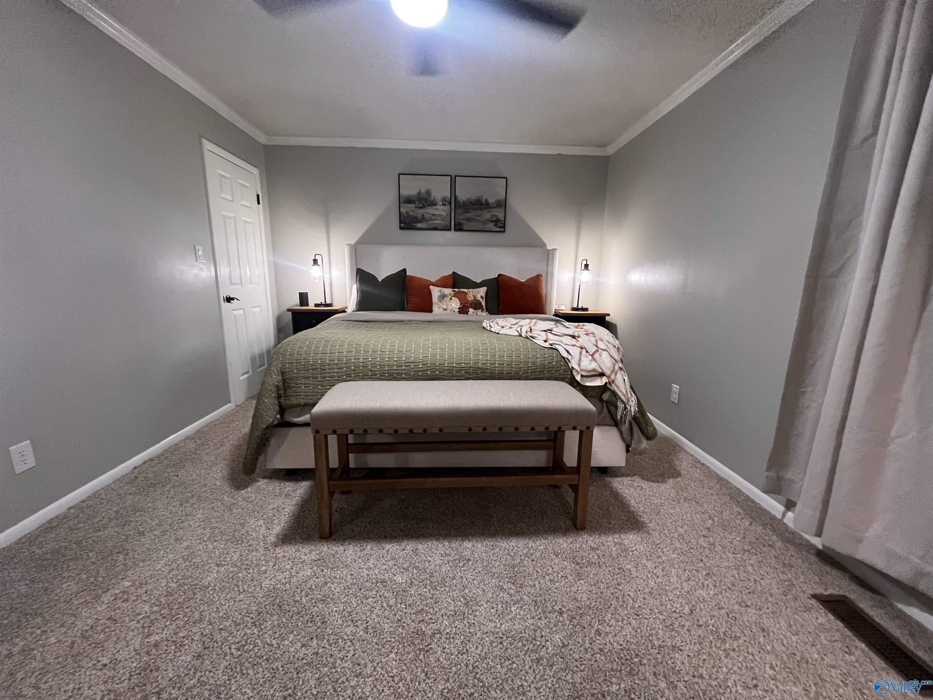 2677 Robertson Street E