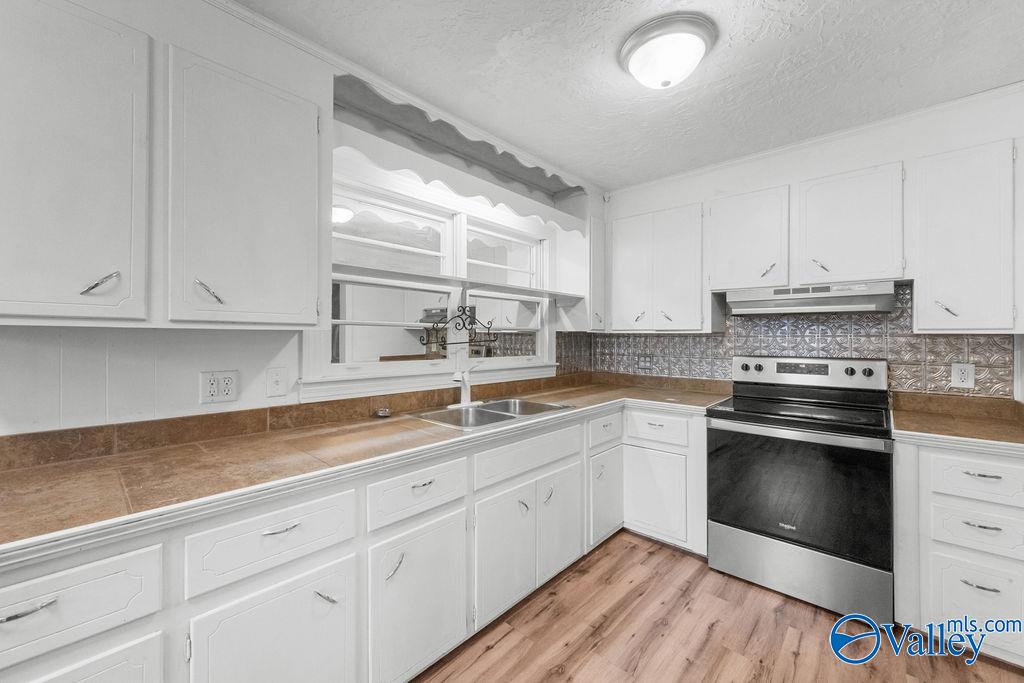 311 Lonesome Bend Road