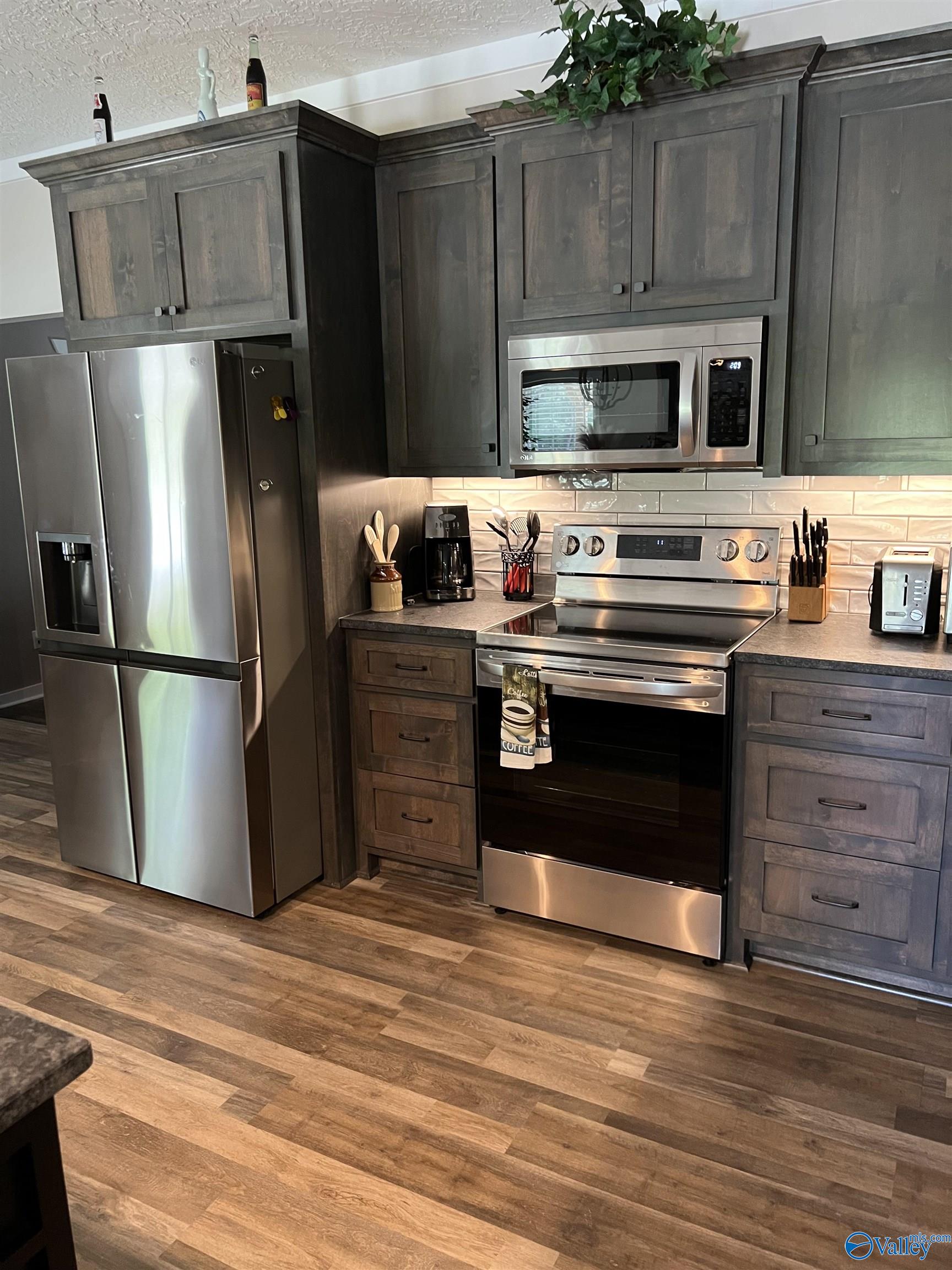 4280 Riverchase Drive