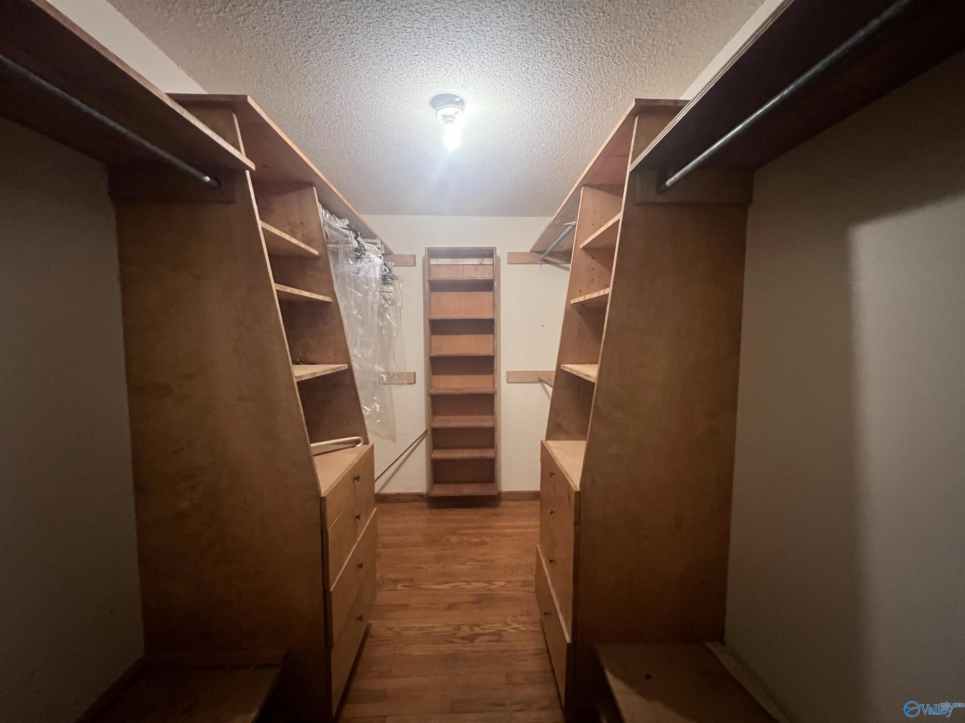 4606 Riddles Bend Road