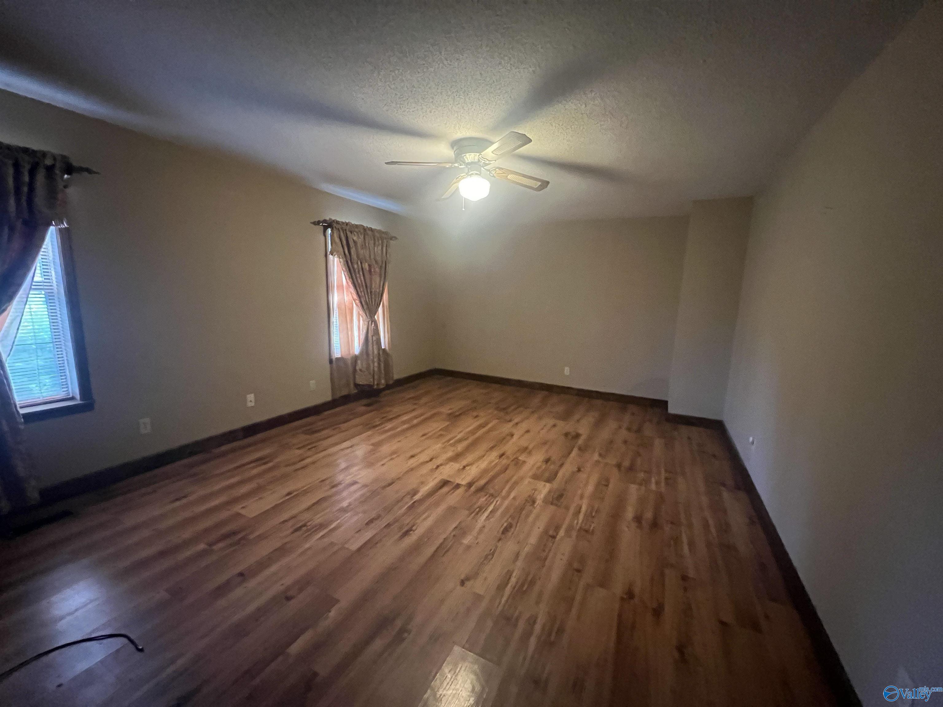 4606 Riddles Bend Road