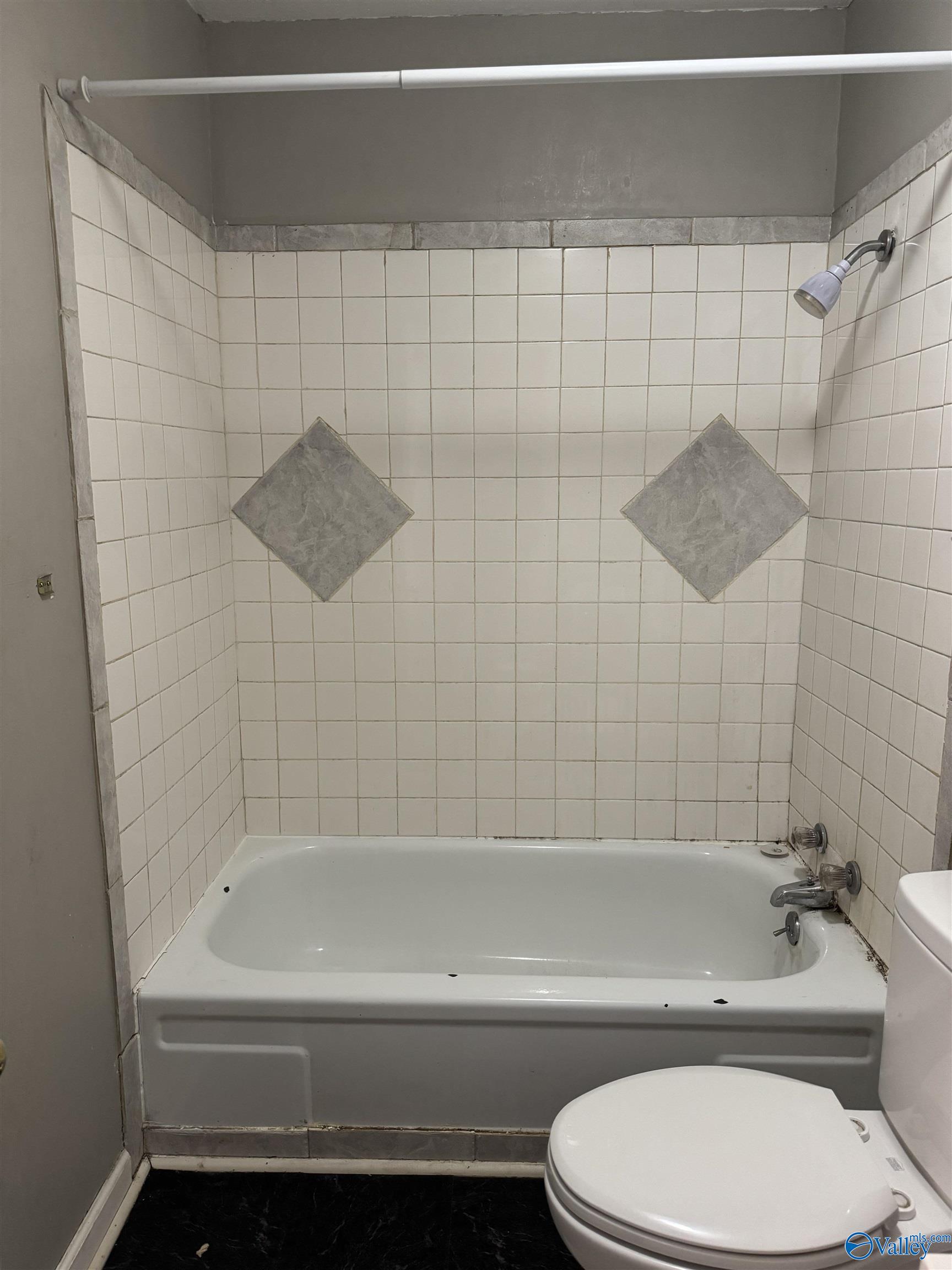 625 Jackson Trail SW