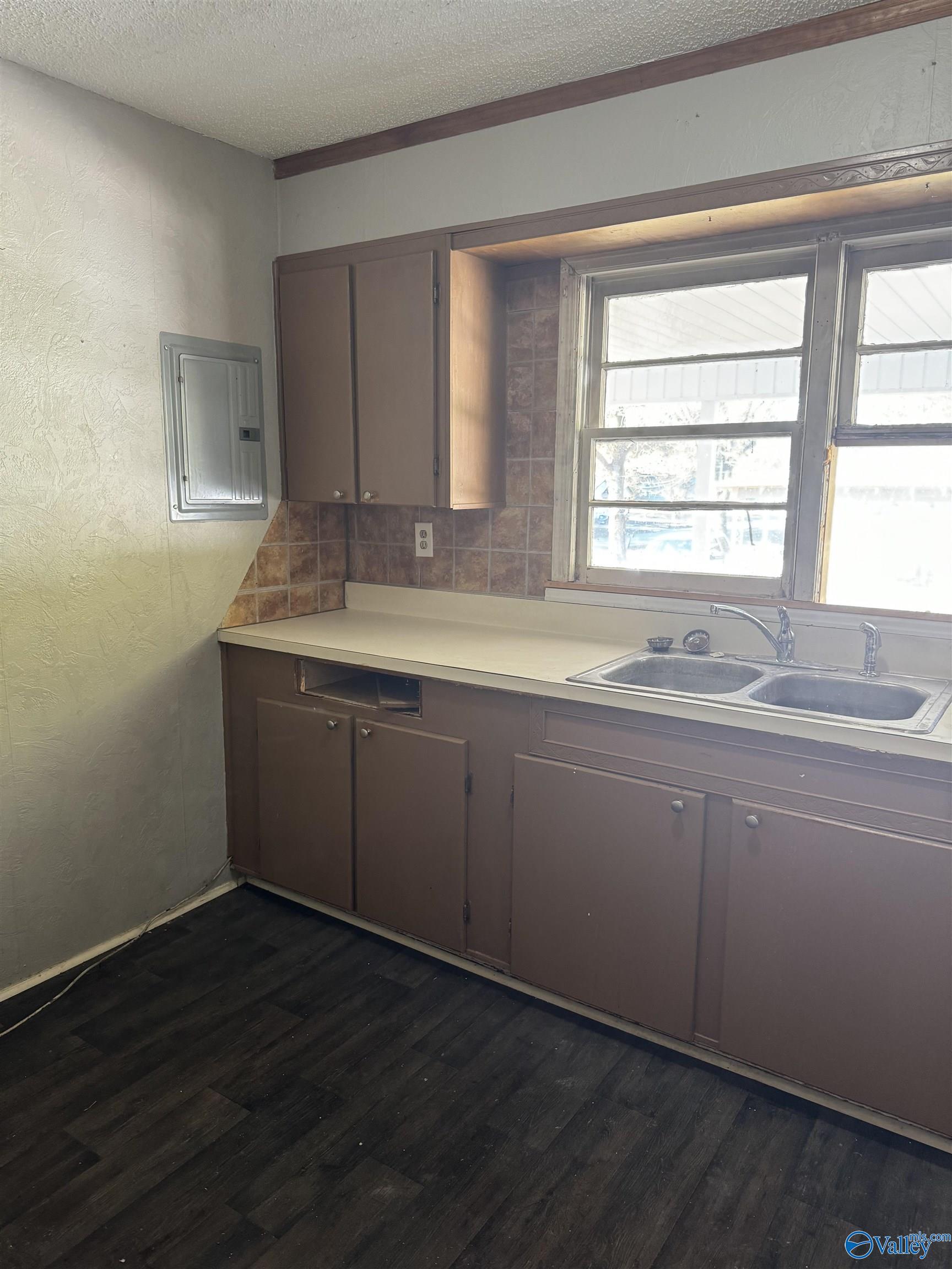 625 Jackson Trail SW