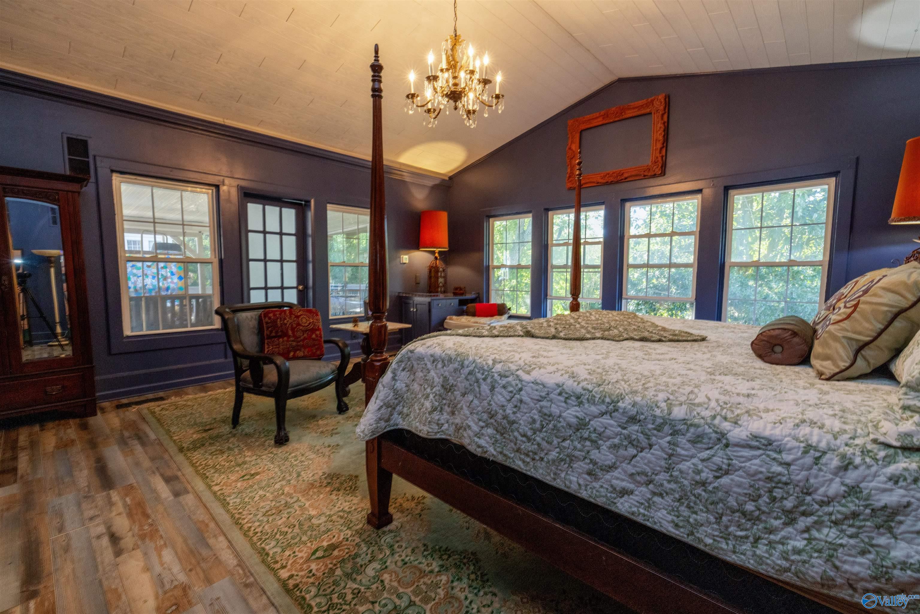 409 Turrentine Avenue