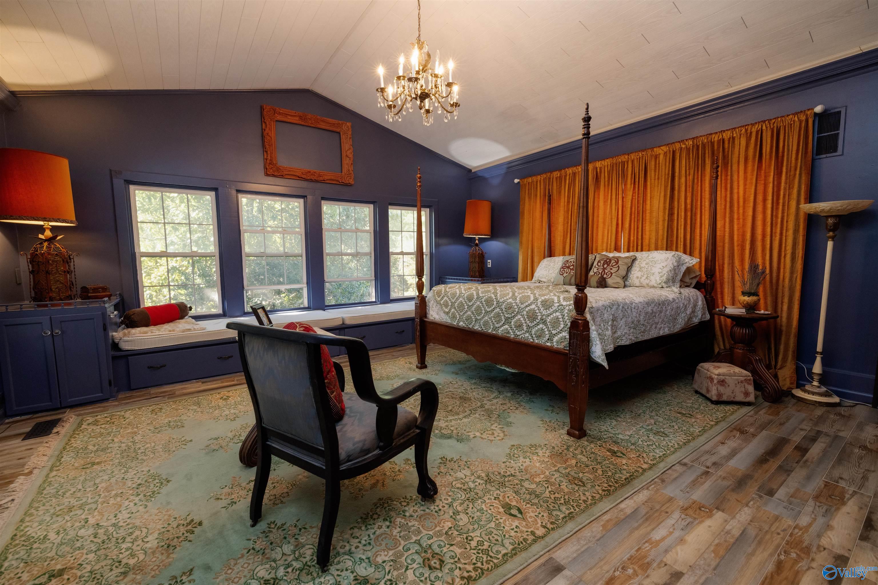 409 Turrentine Avenue