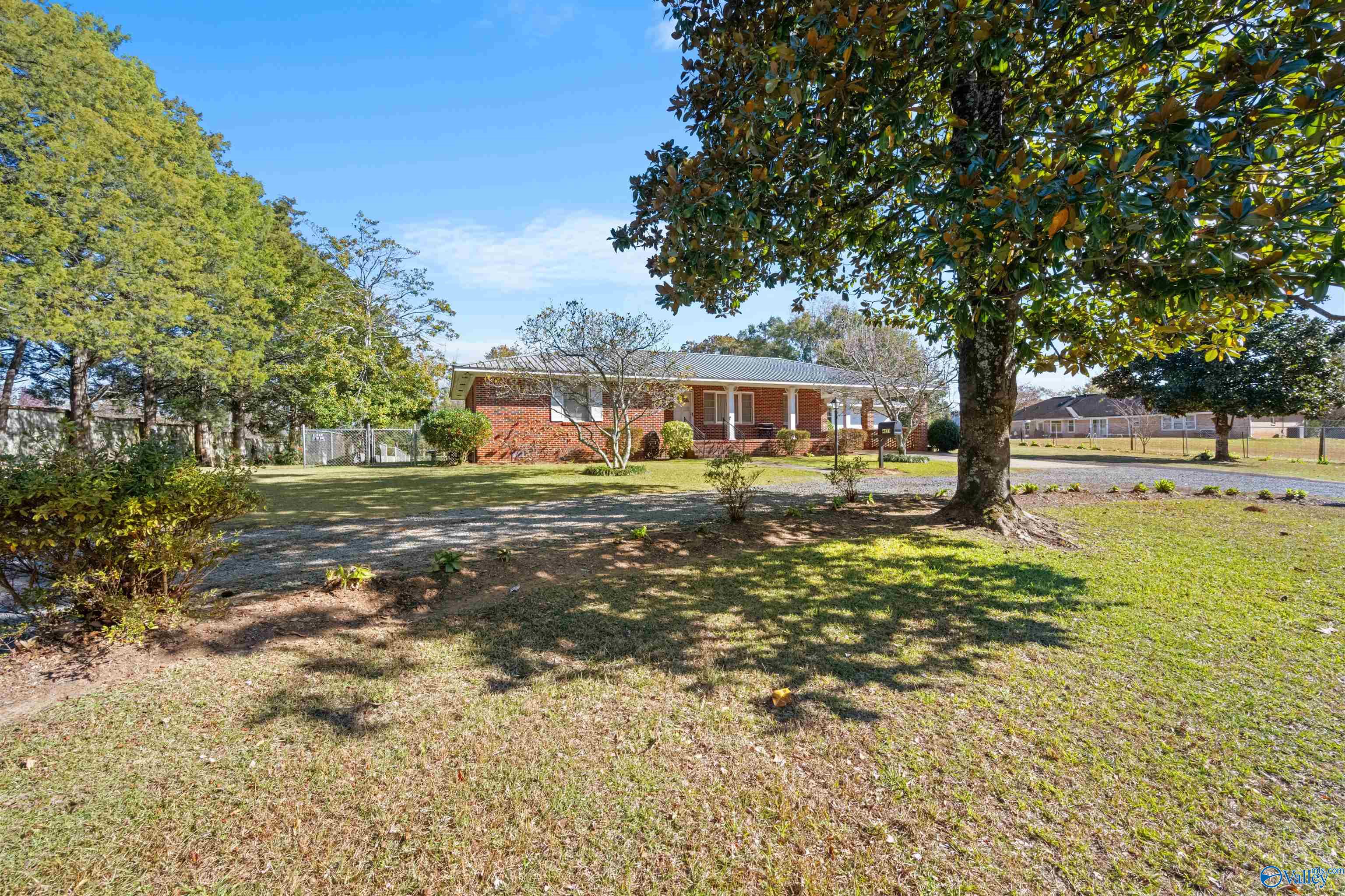 4231 Hargrove Road E