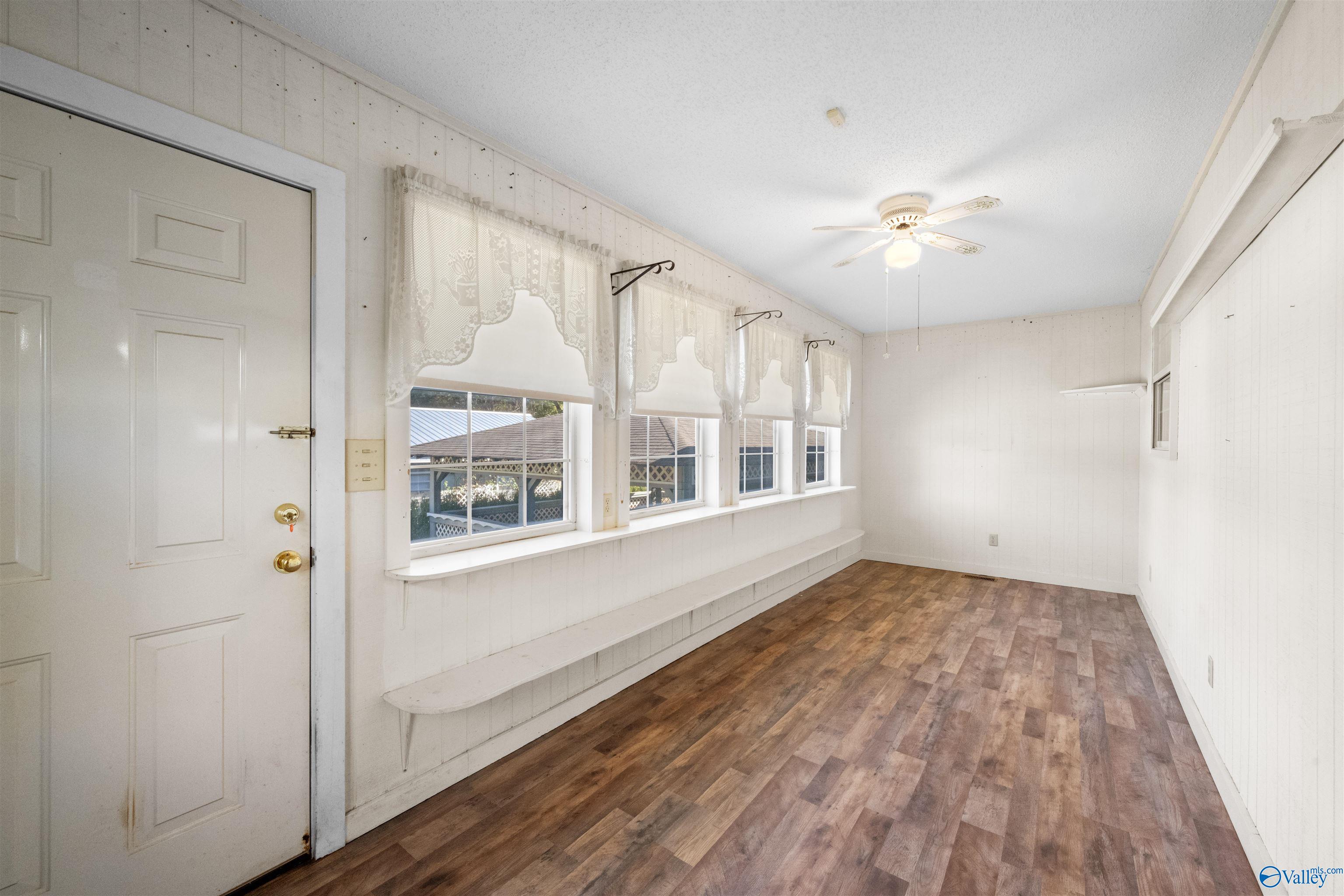 4231 Hargrove Road E