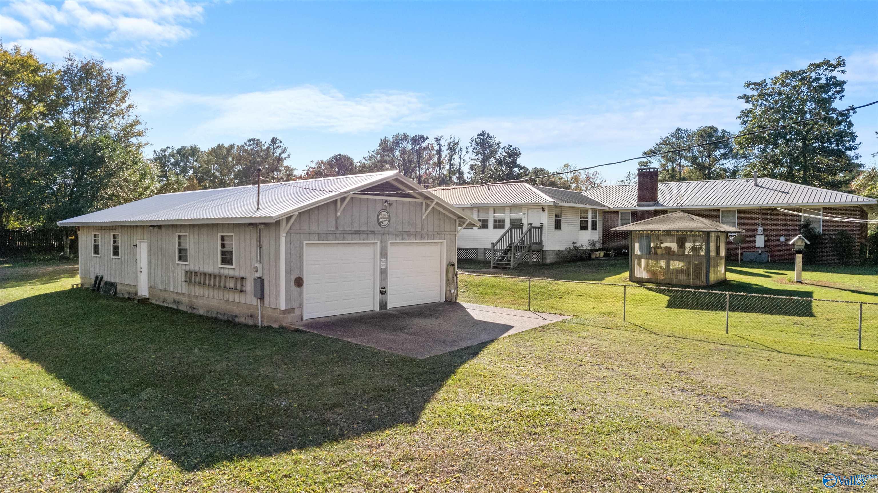 4231 Hargrove Road E