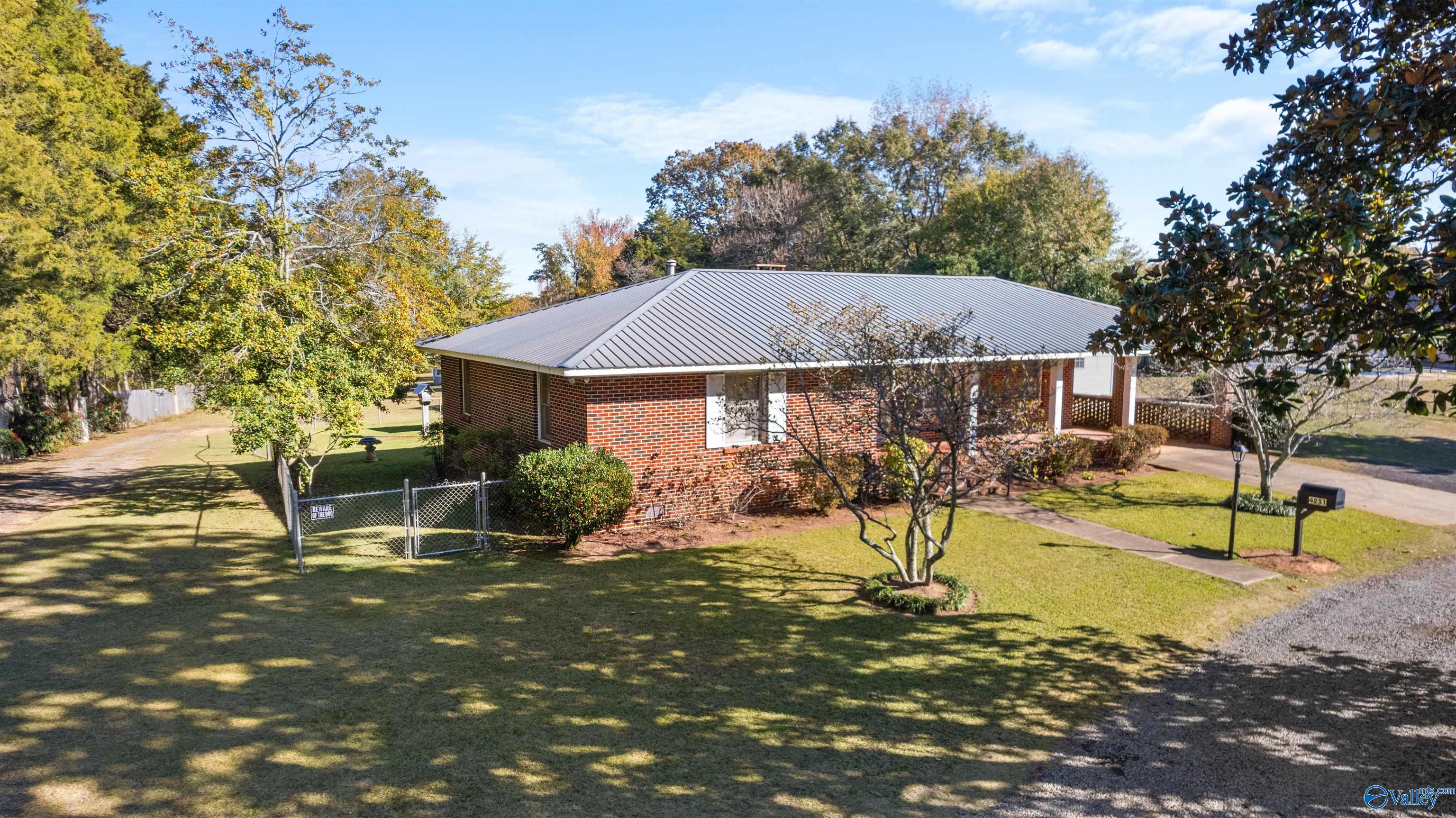 4231 Hargrove Road E