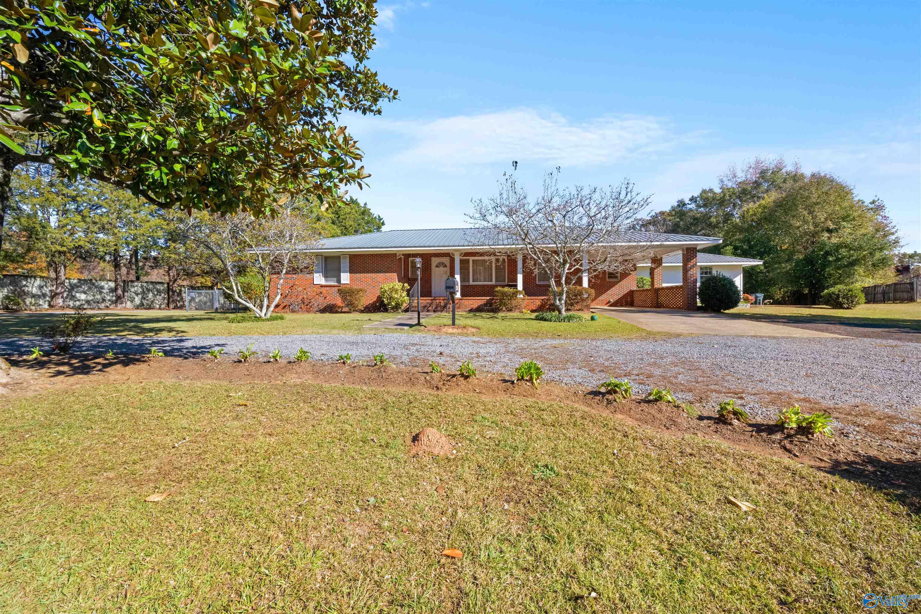 4231 Hargrove Road E