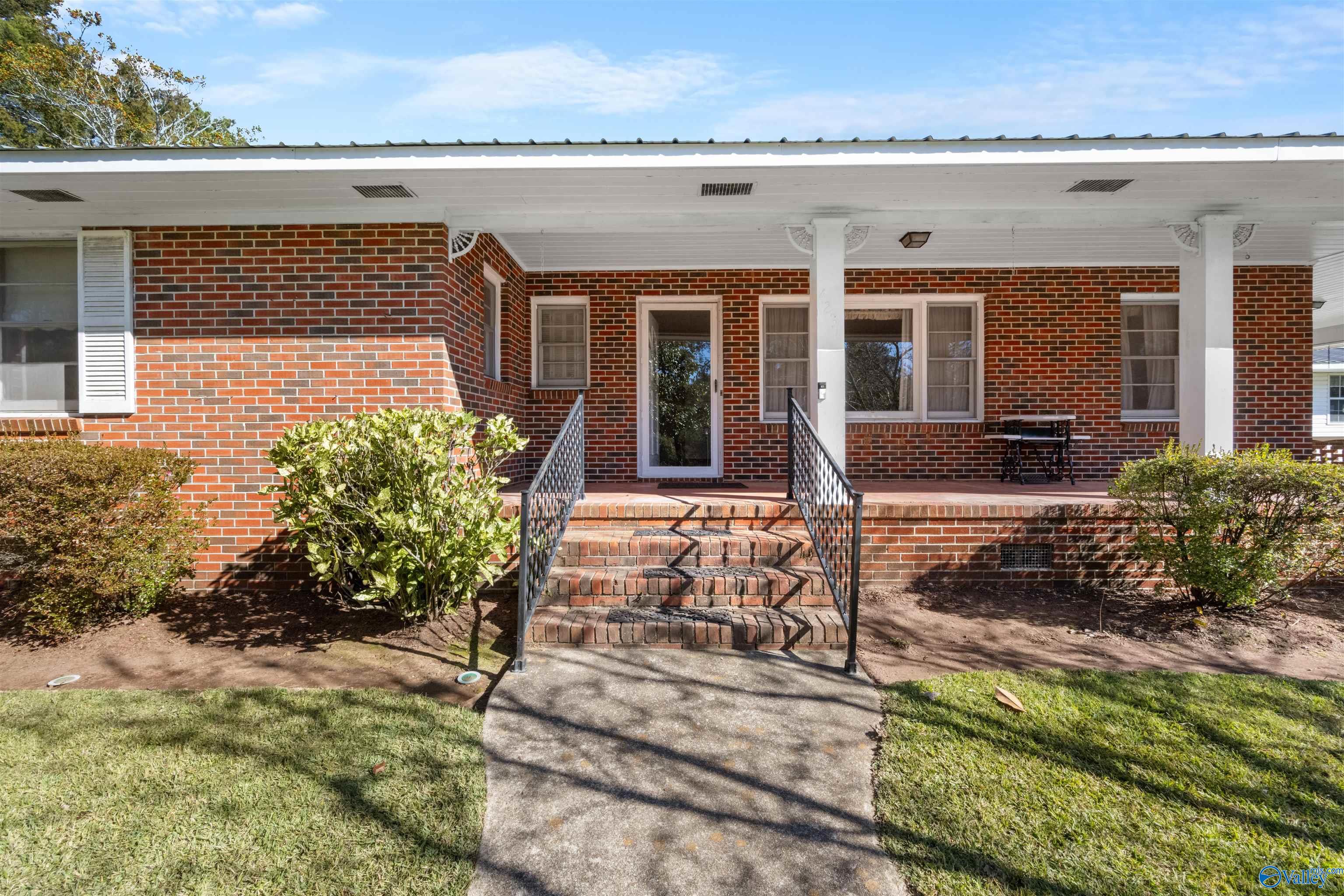 4231 Hargrove Road E