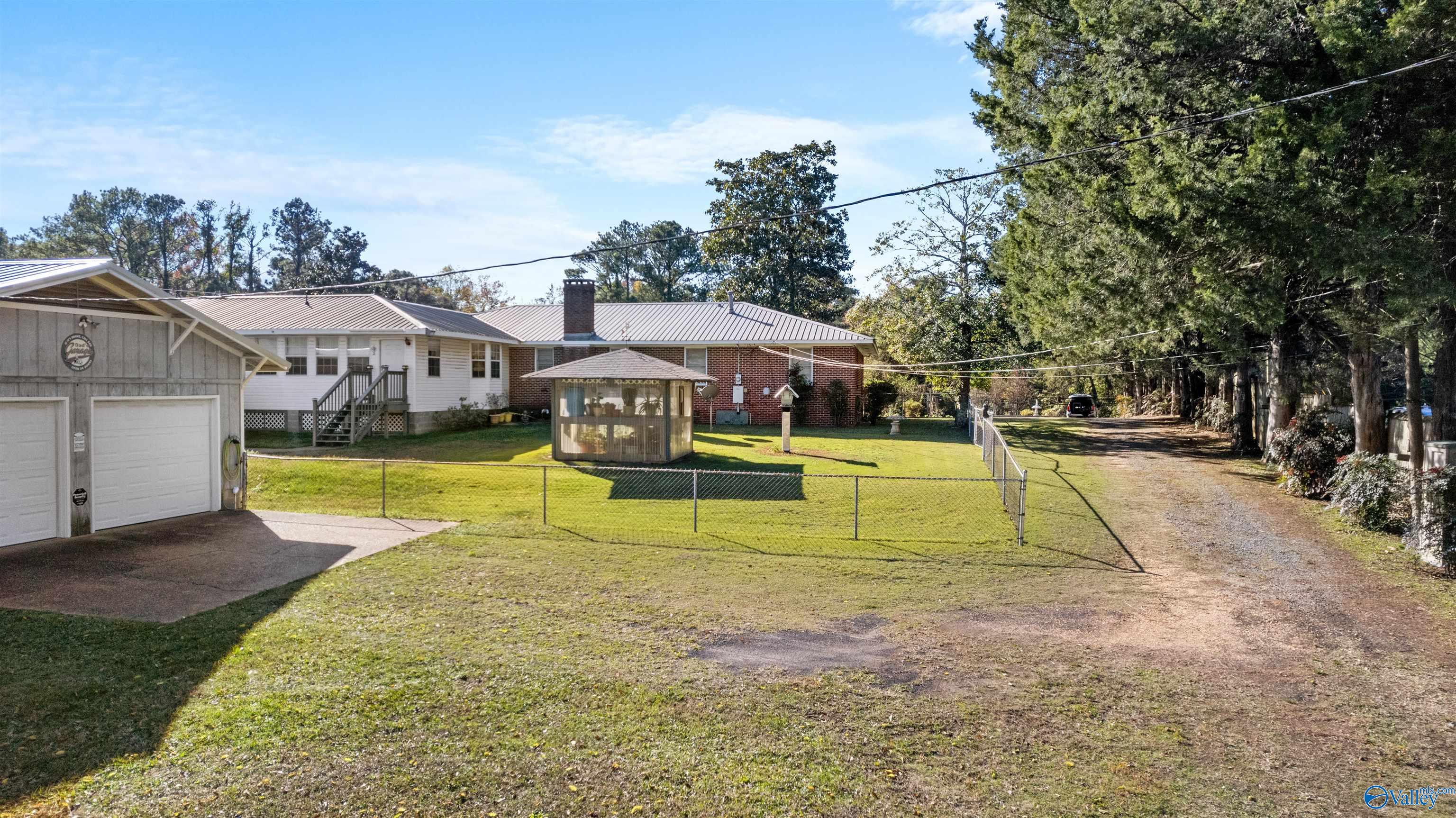 4231 Hargrove Road E