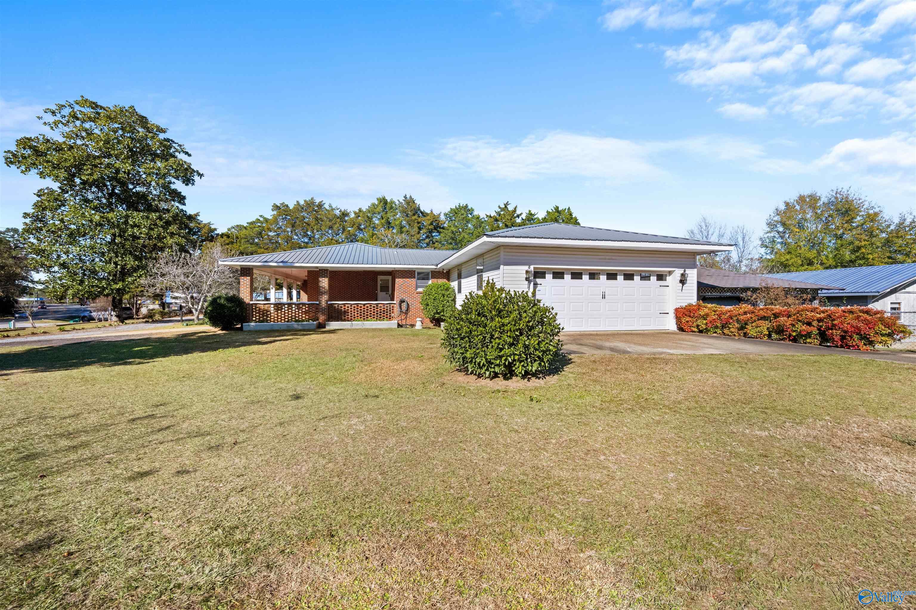 4231 Hargrove Road E