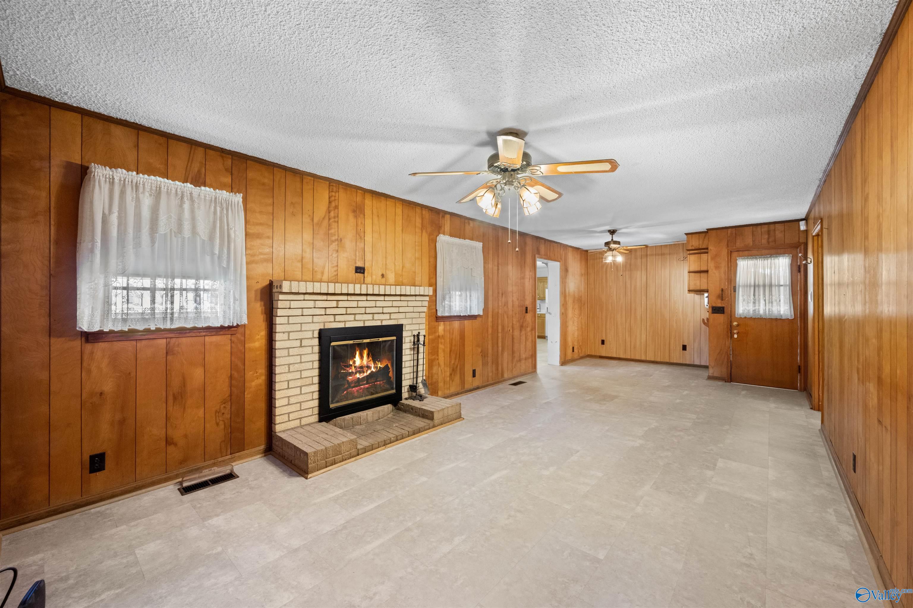 4231 Hargrove Road E