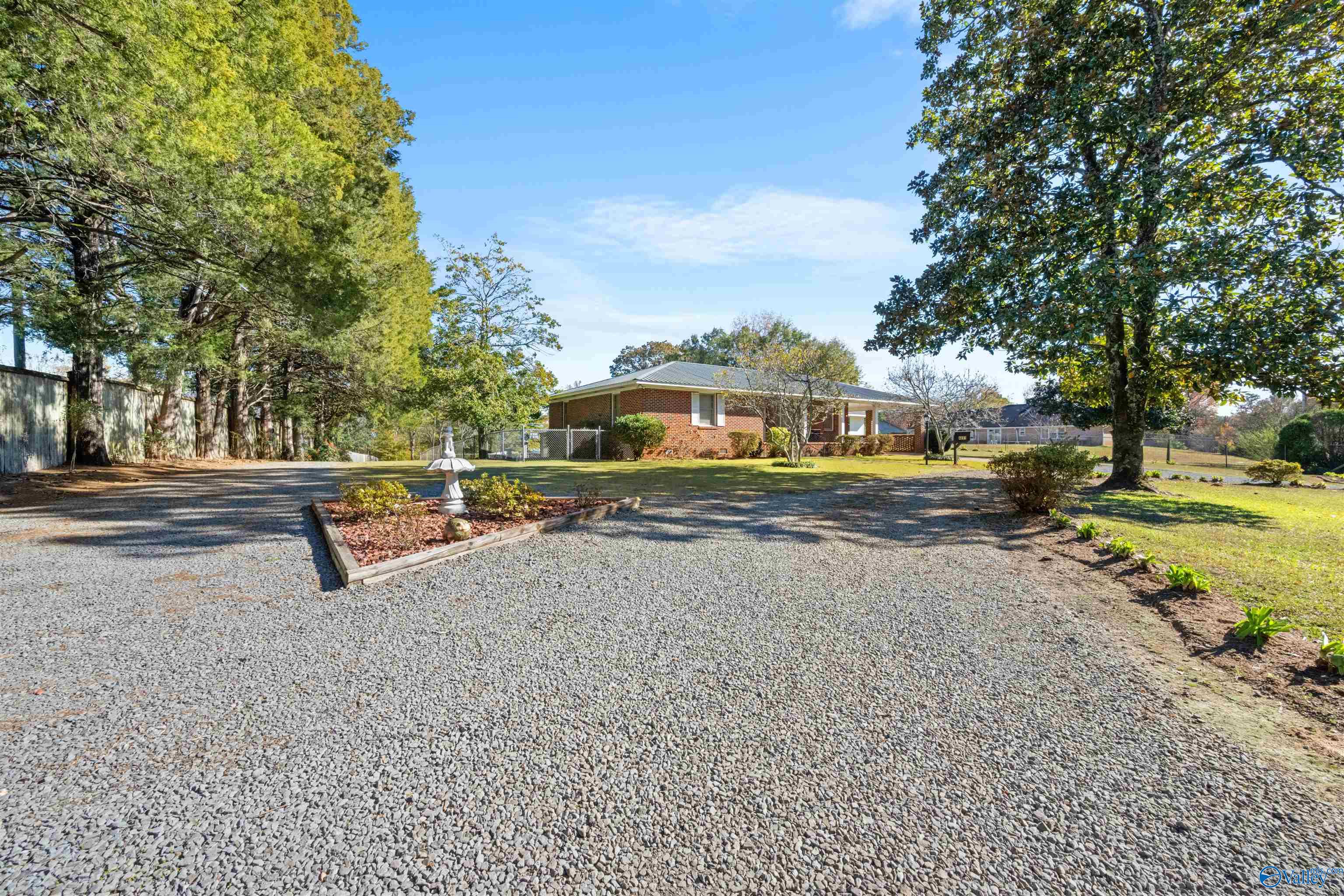 4231 Hargrove Road E