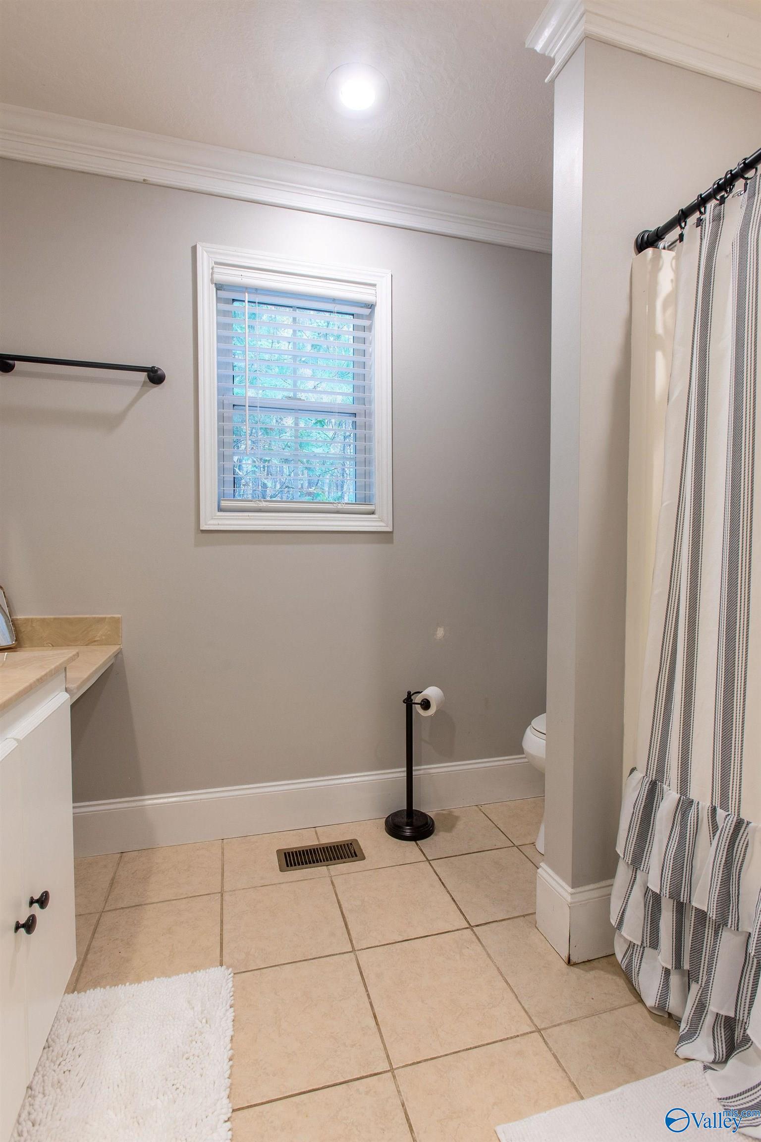 2865 Plymouth Rock Trail