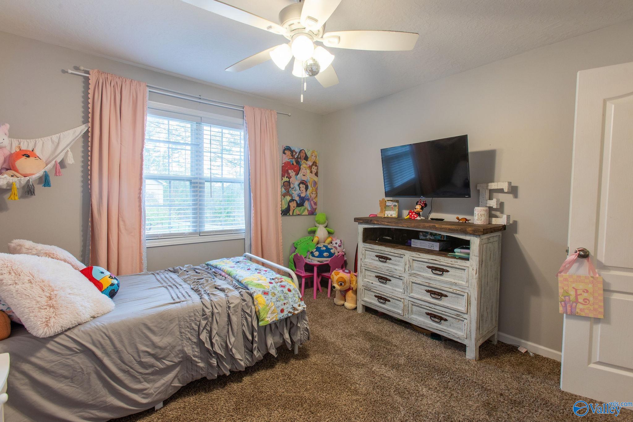 2865 Plymouth Rock Trail