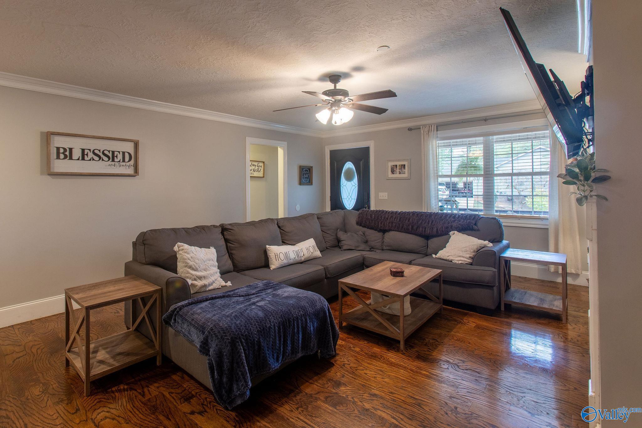 2865 Plymouth Rock Trail