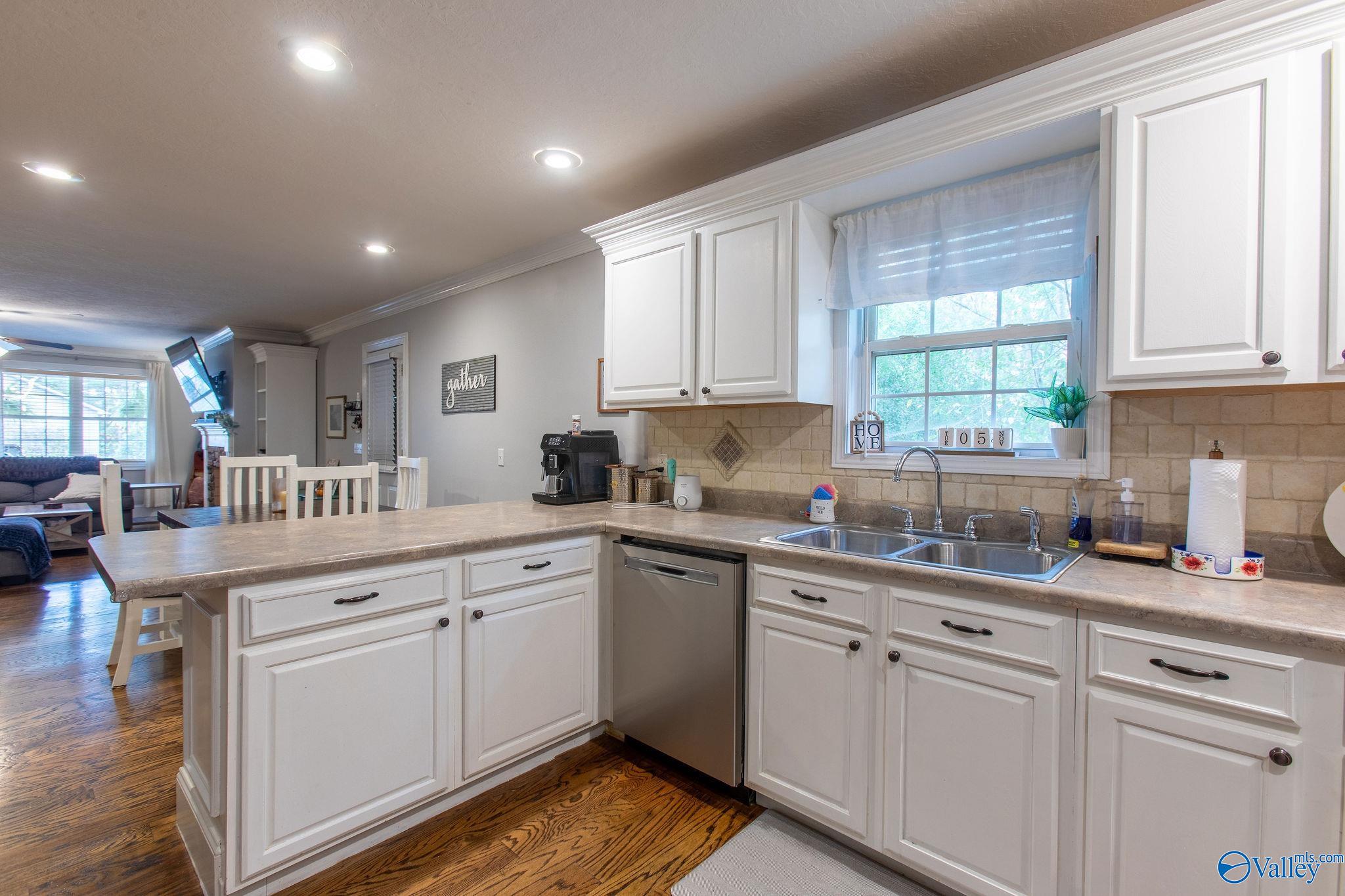 2865 Plymouth Rock Trail