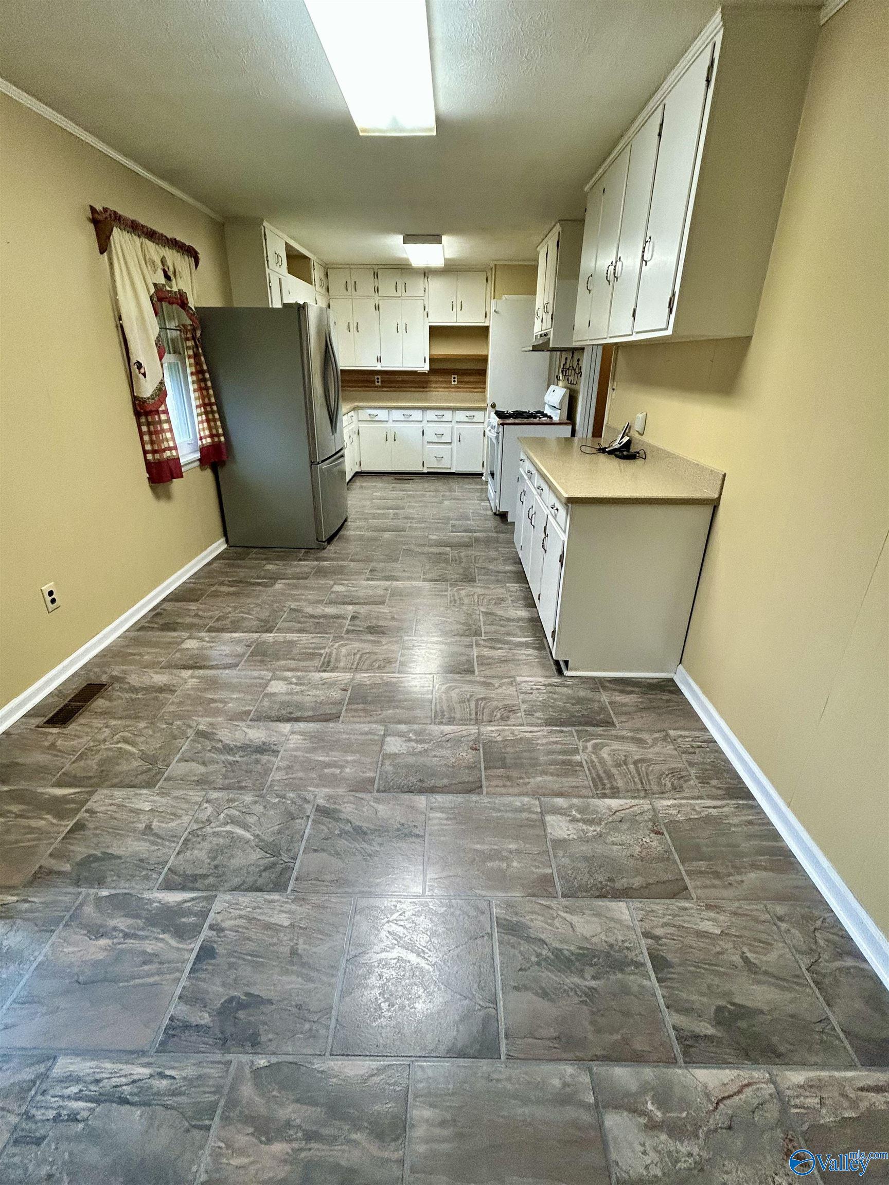 2444 Coats Bend Circle