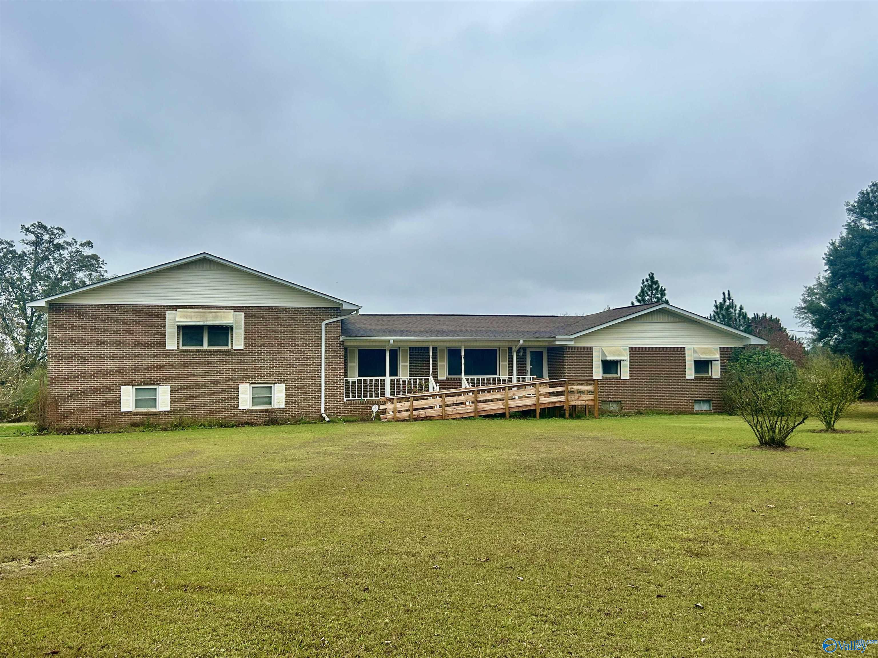 2444 Coats Bend Circle