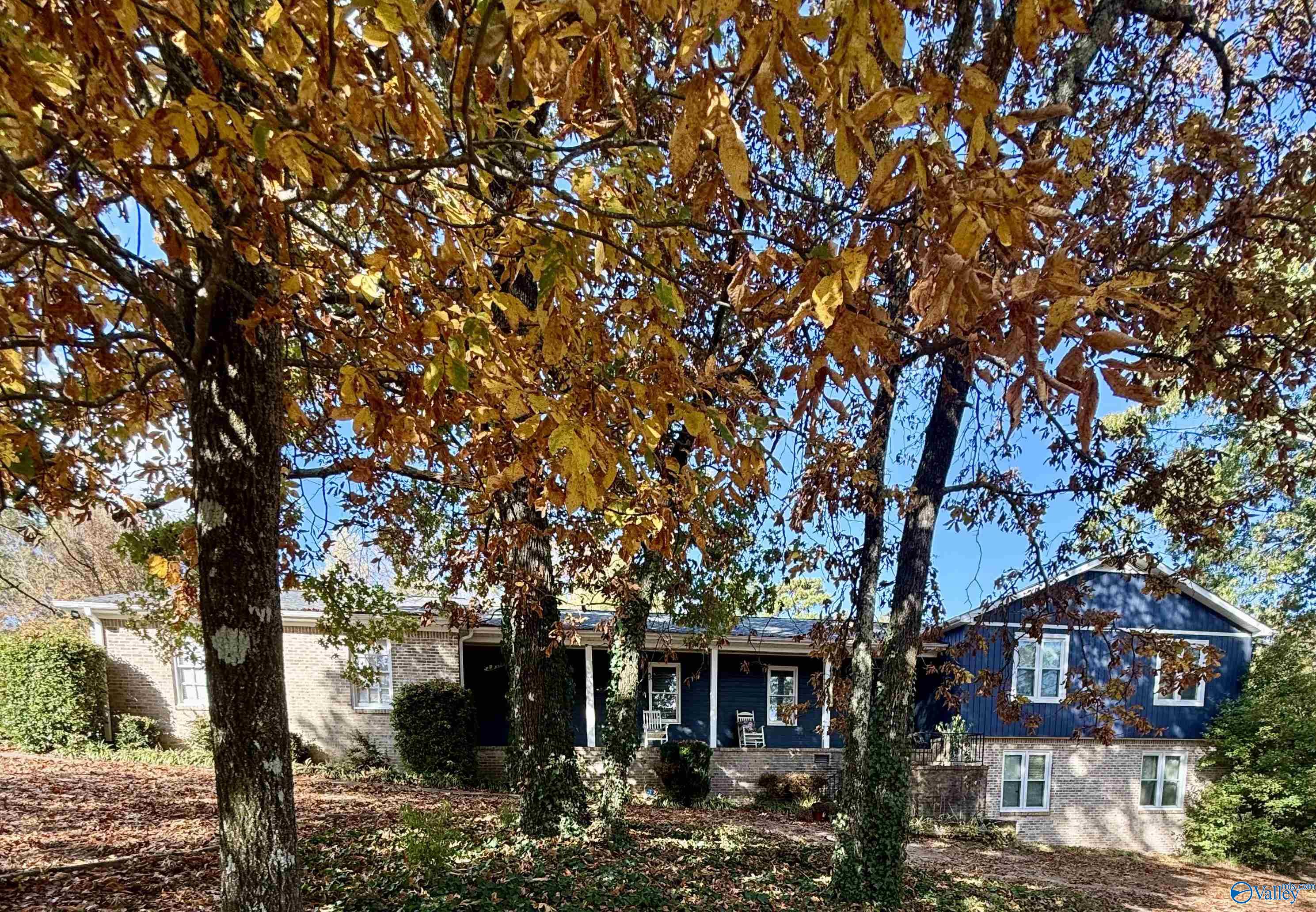 415 Stonehedge Circle