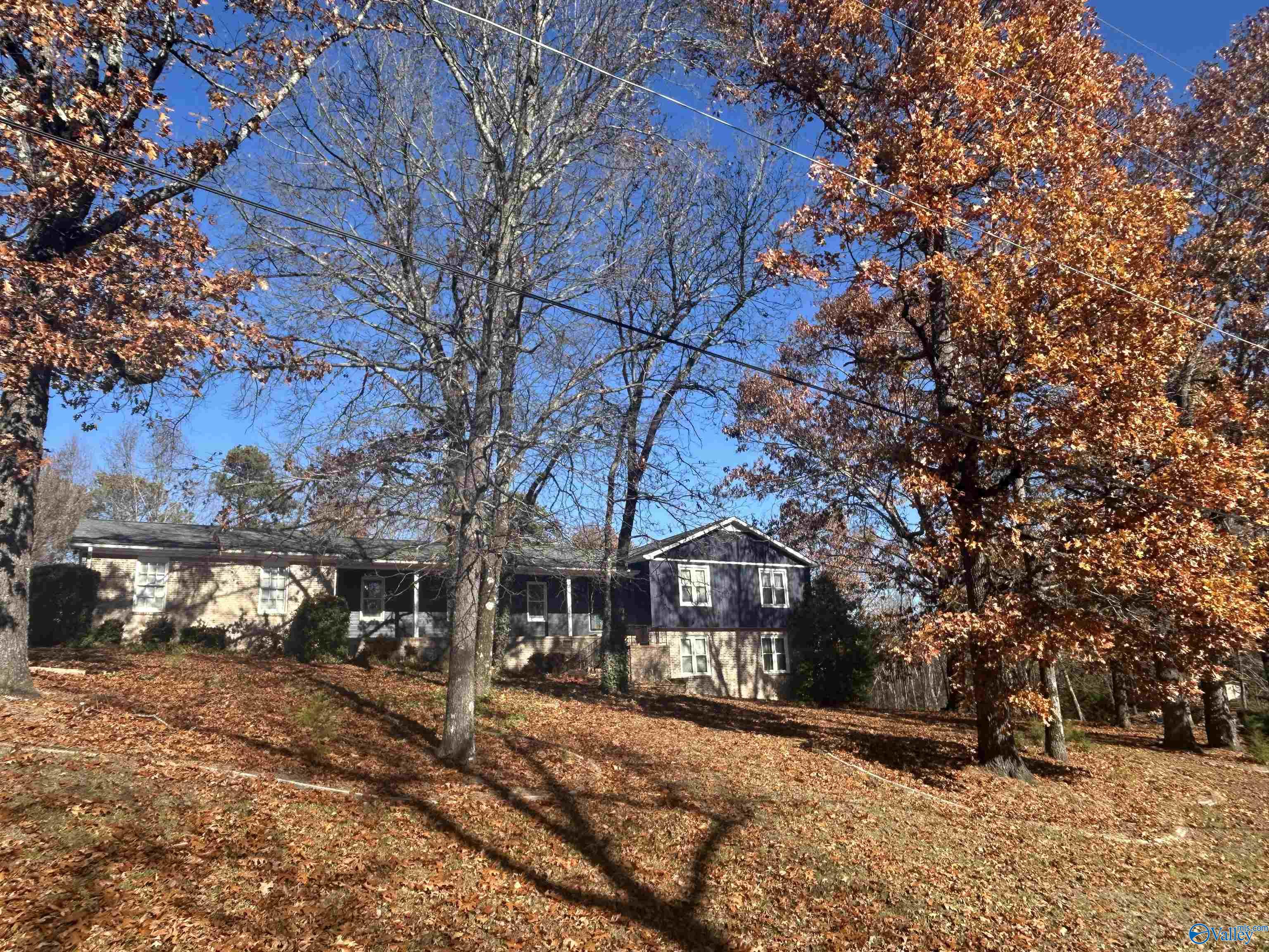 415 Stonehedge Circle
