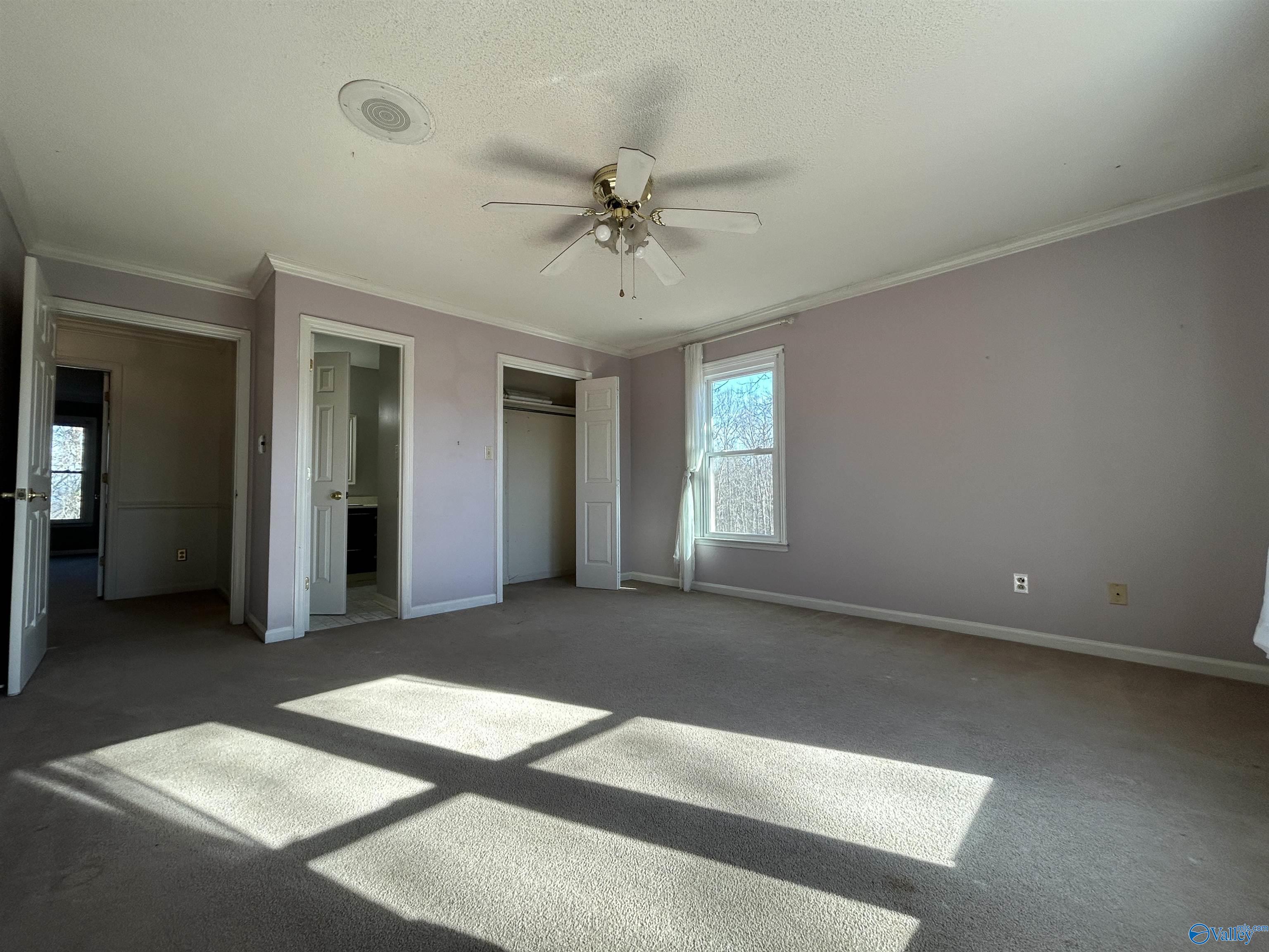 415 Stonehedge Circle