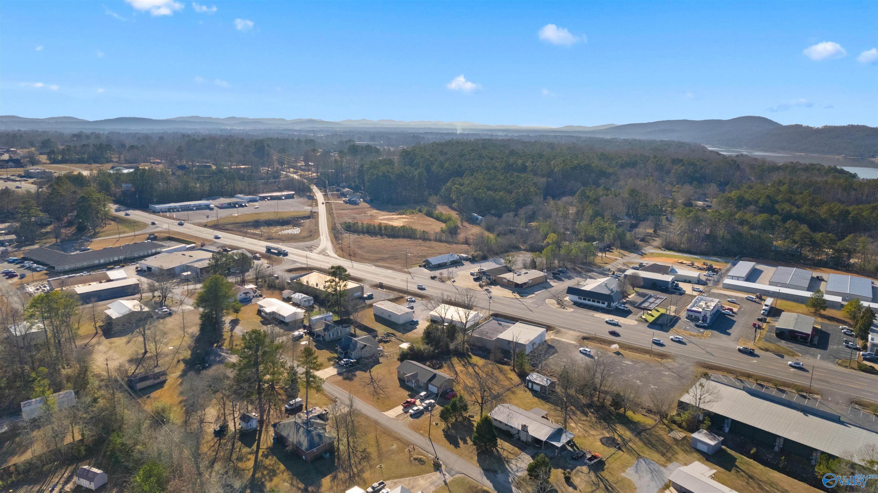 1640 Highway 77
