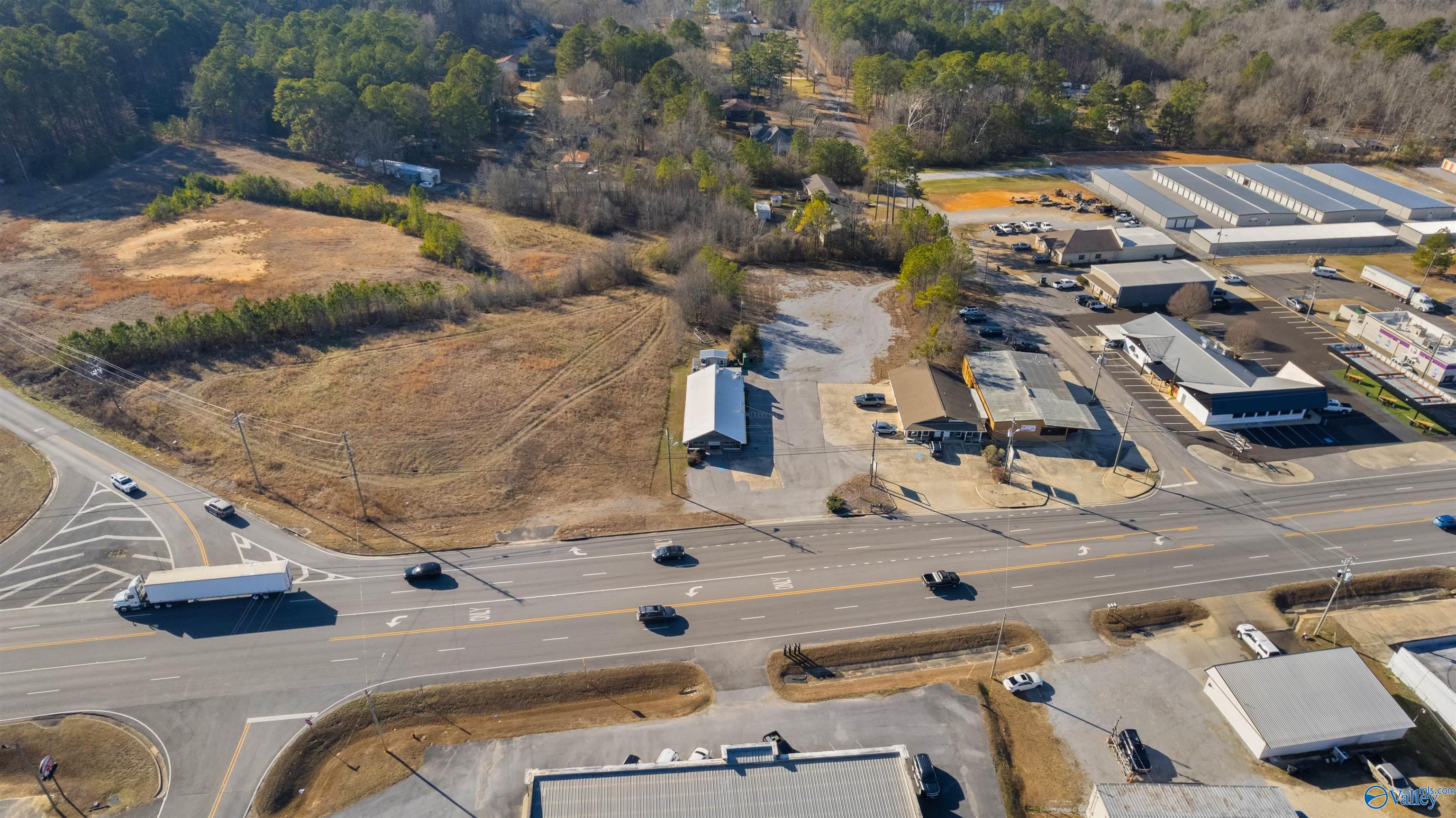 1640 Highway 77