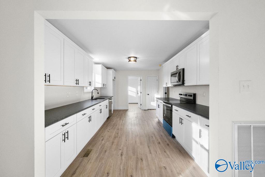 3246 Fowlers Ferry Road