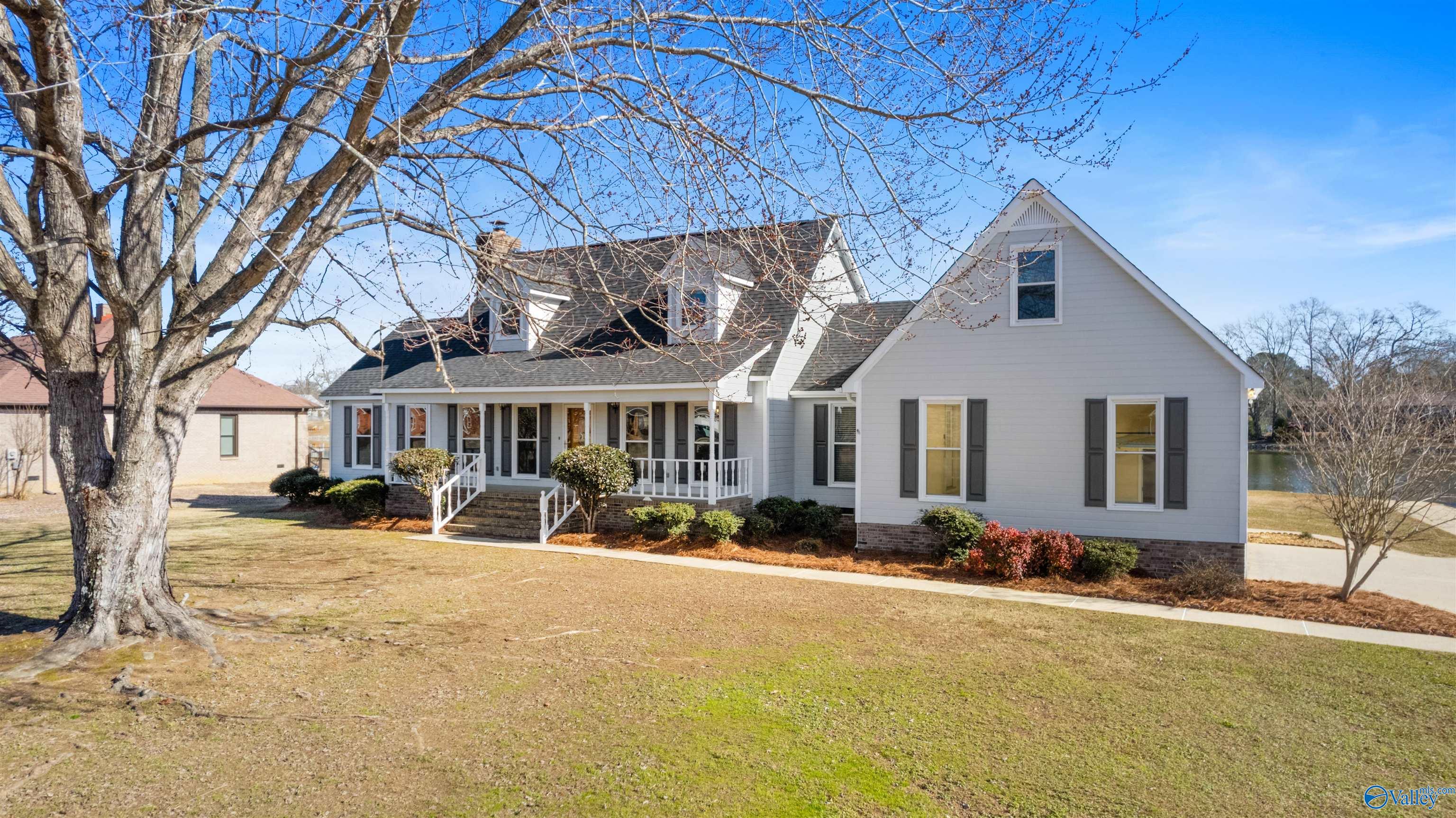 3877 Hood Drive