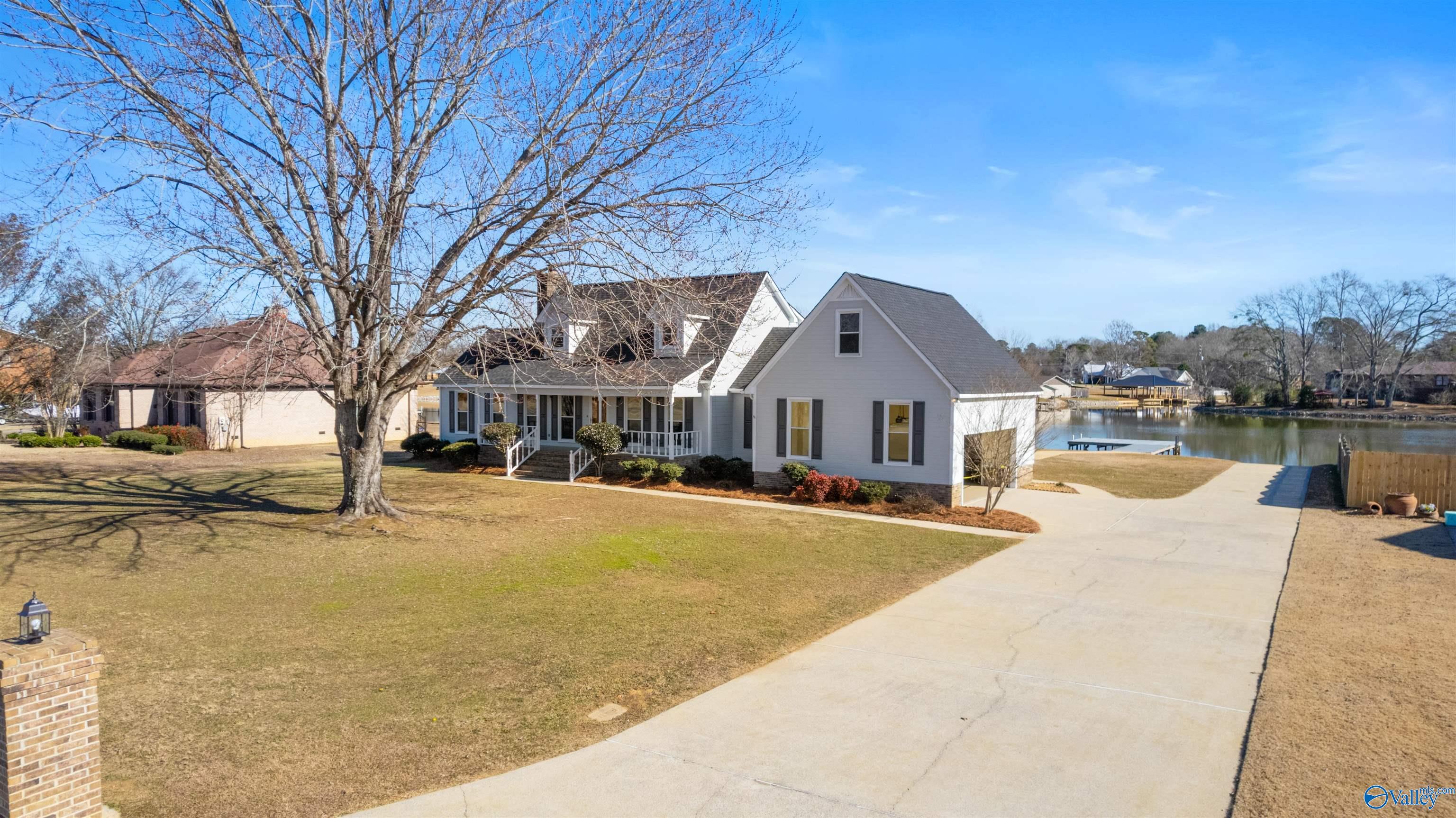 3877 Hood Drive