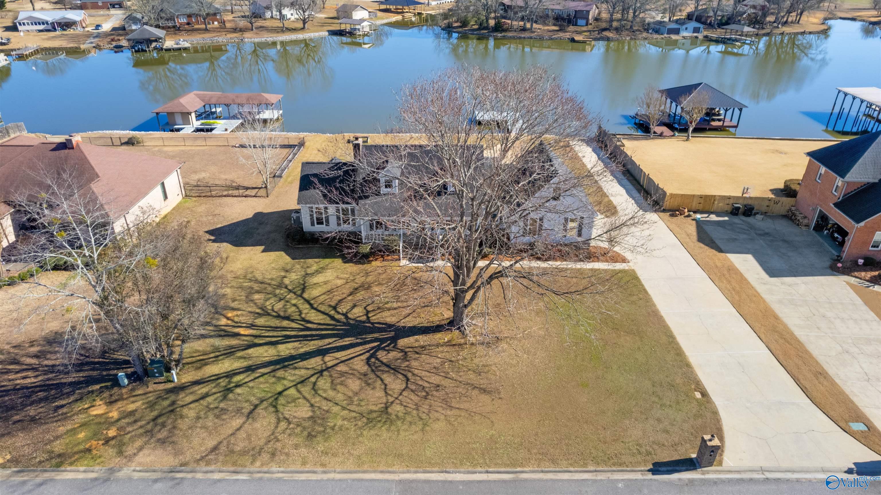 3877 Hood Drive