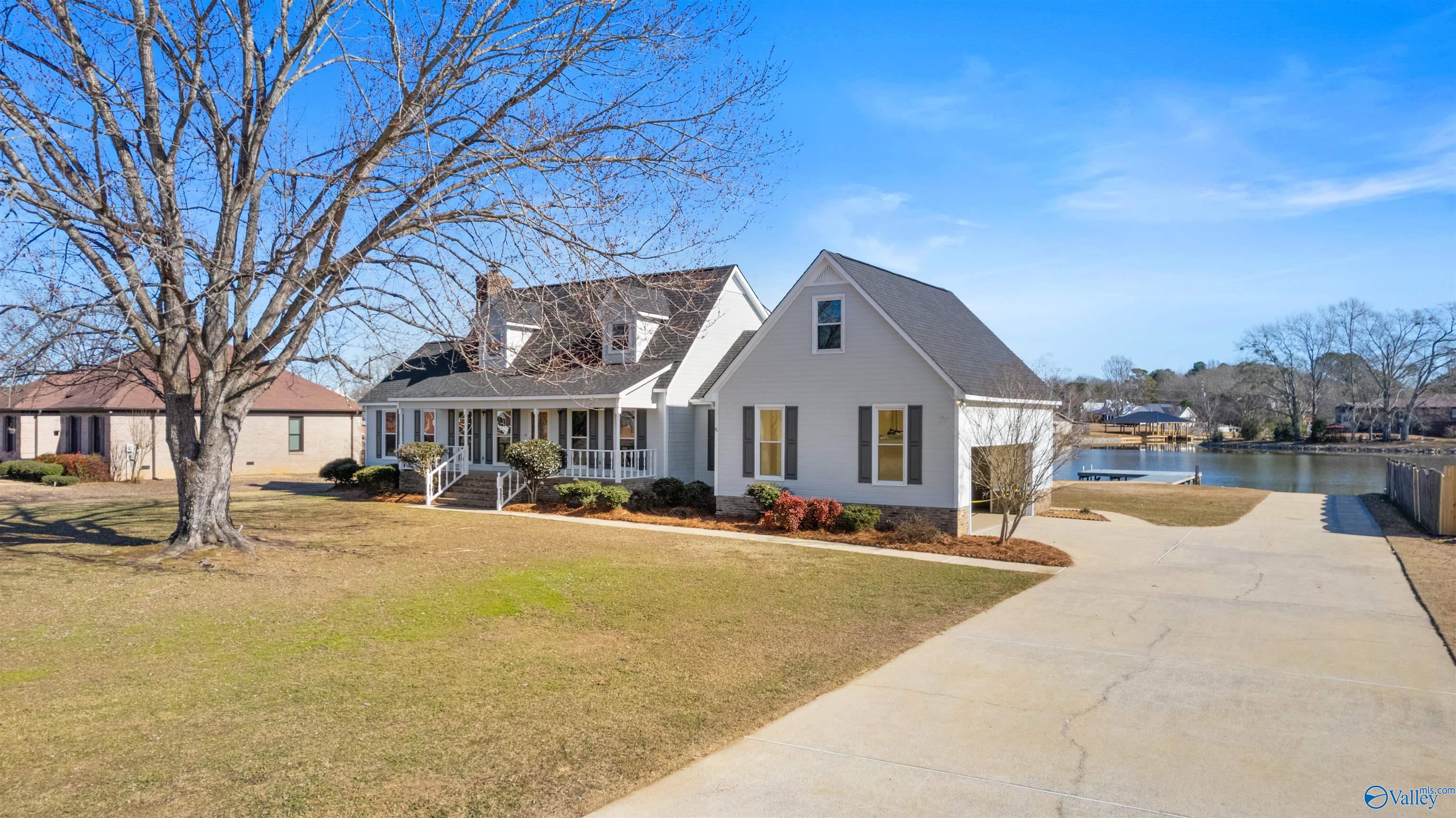 3877 Hood Drive