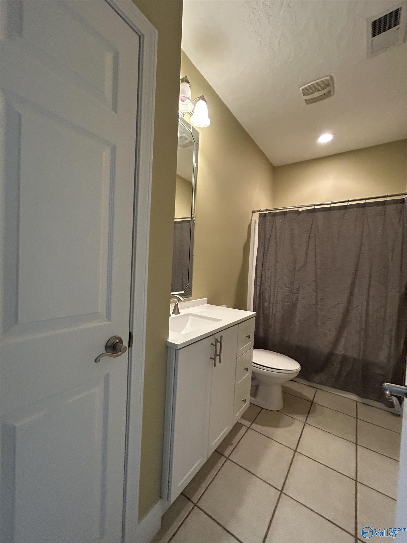 2440 Bluff Haven Lane