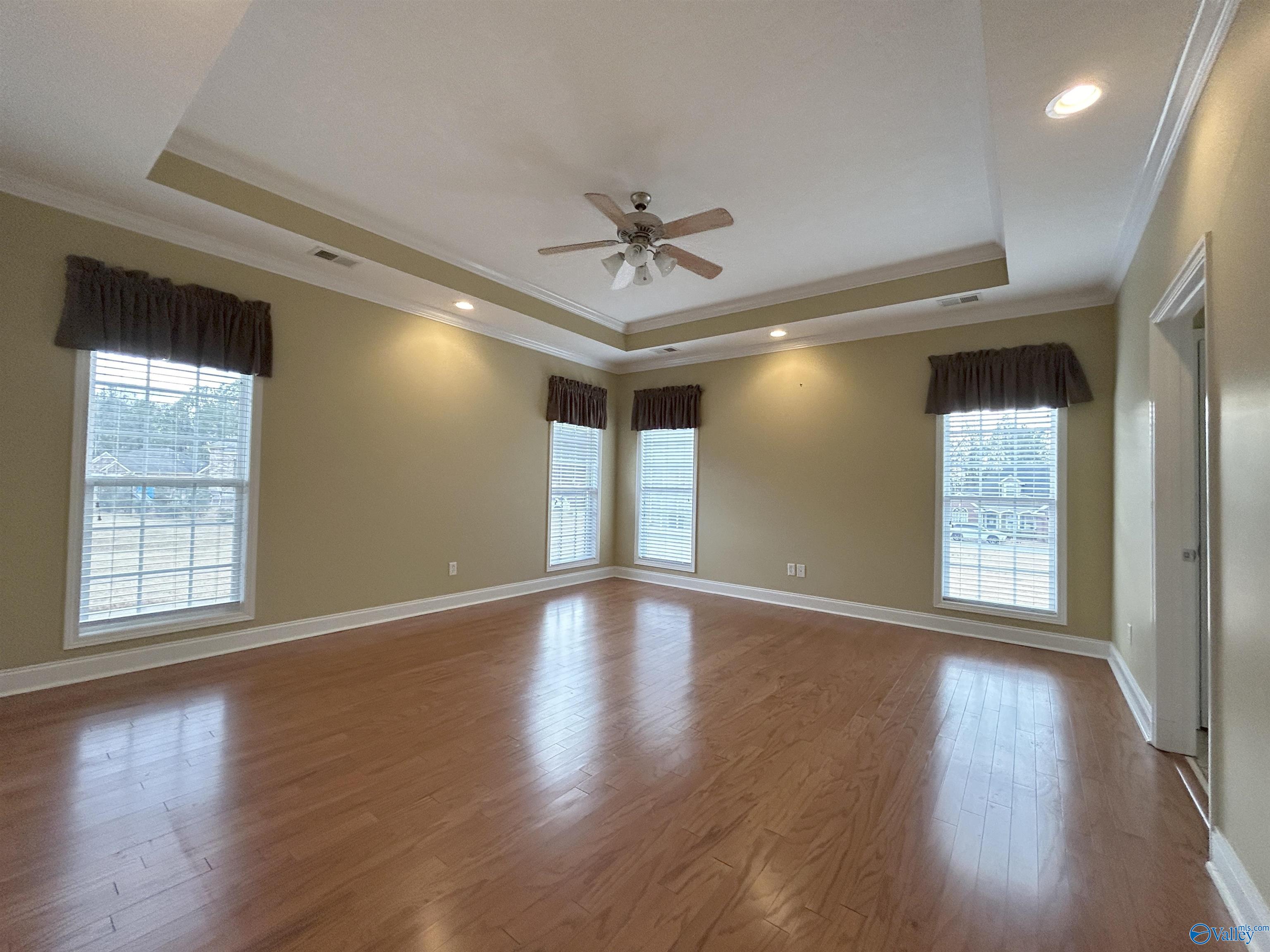2440 Bluff Haven Lane