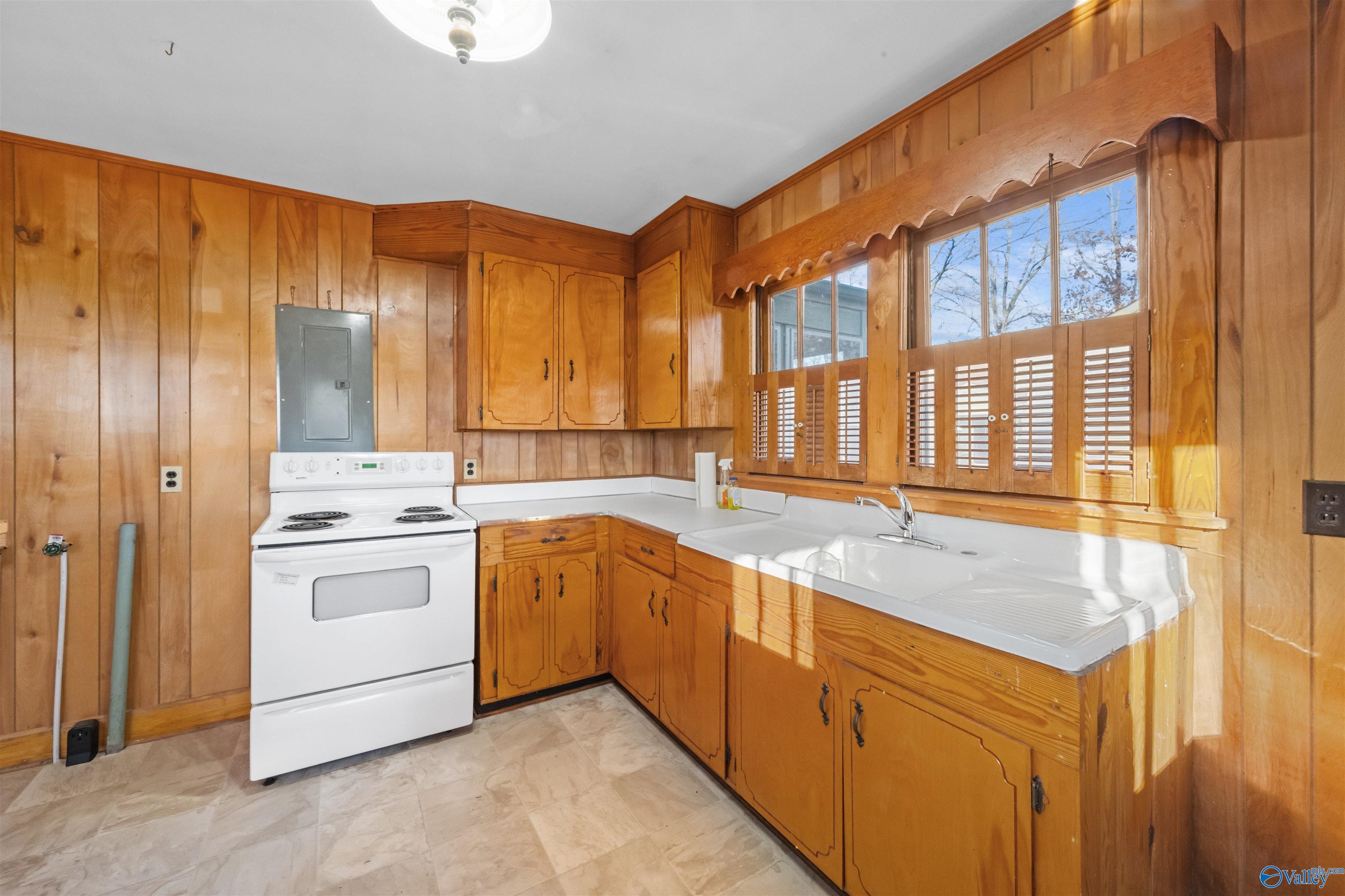 3436 W Meighan Boulevard