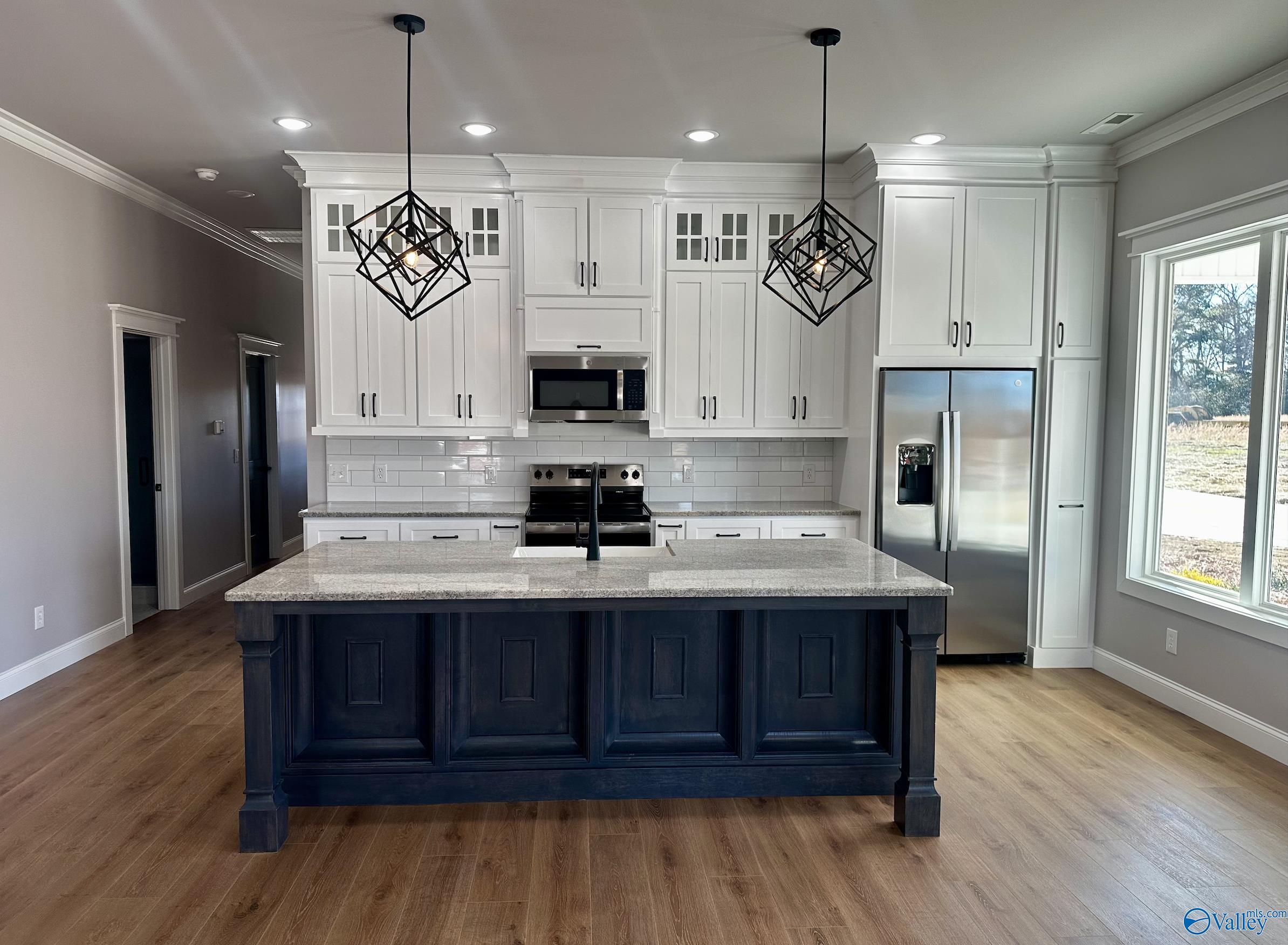 633 Patterson Street