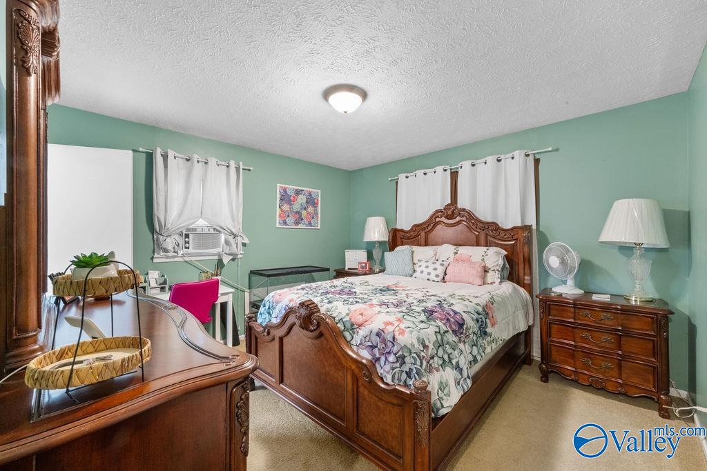 1409 Cove Creek Drive