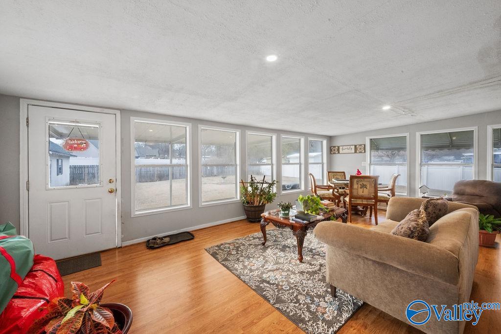 1409 Cove Creek Drive