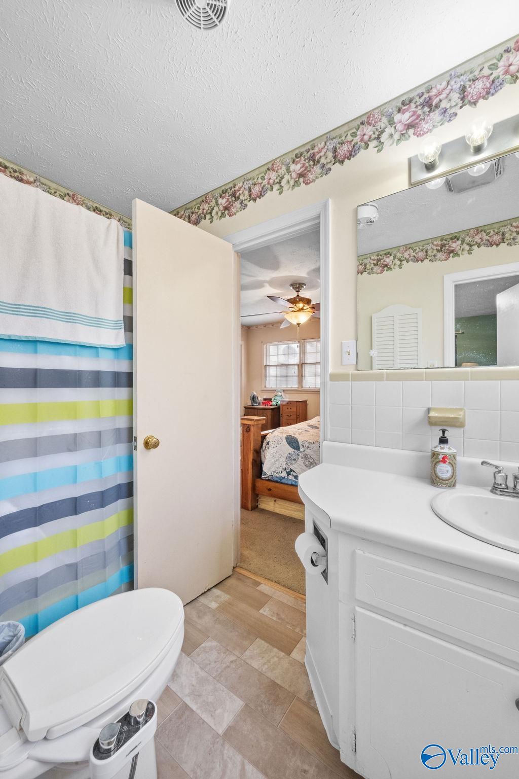 1409 Cove Creek Drive