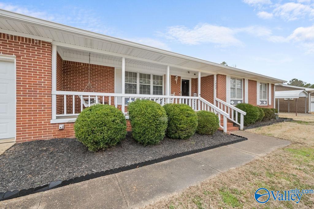 1409 Cove Creek Drive