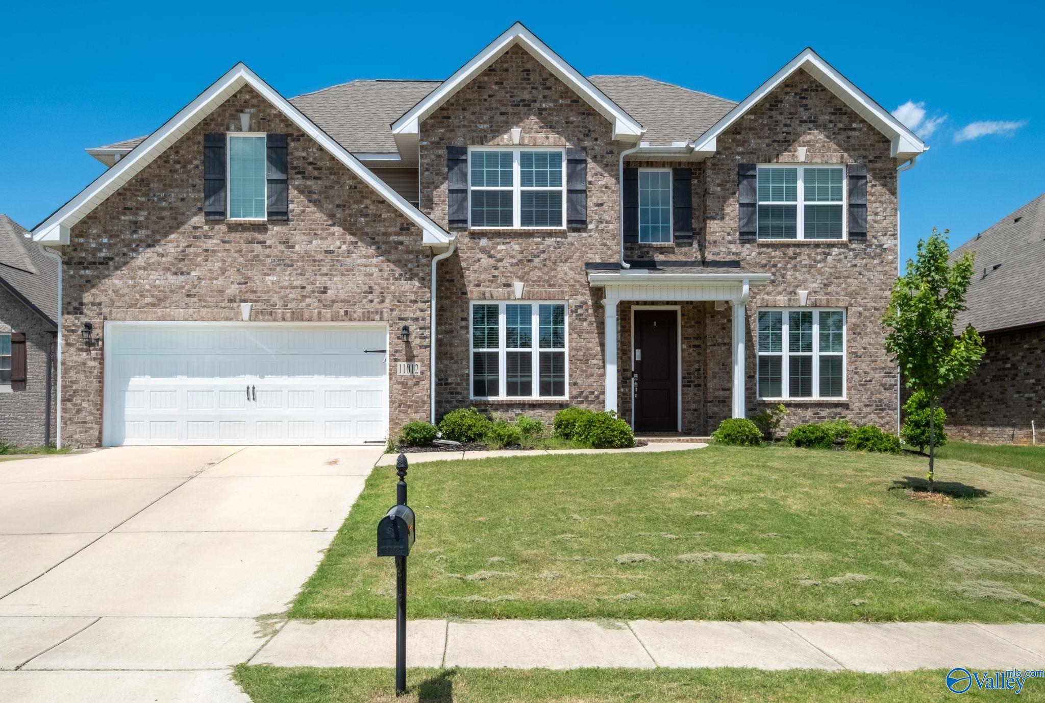 11012 Oakway Circle NW