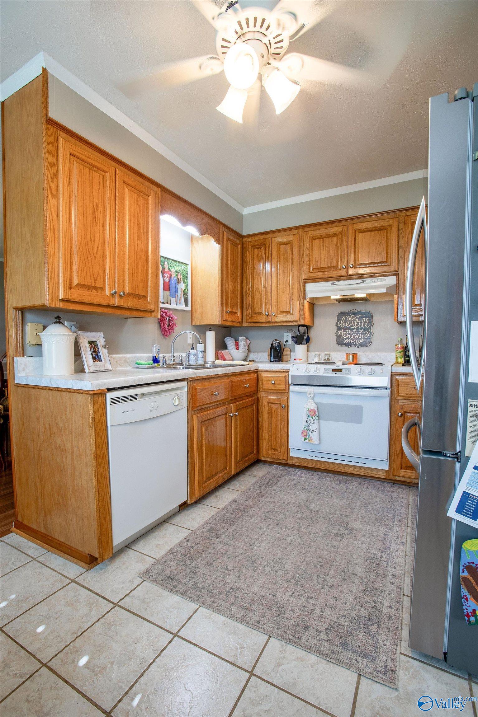 3991 S Southpoint Circle S