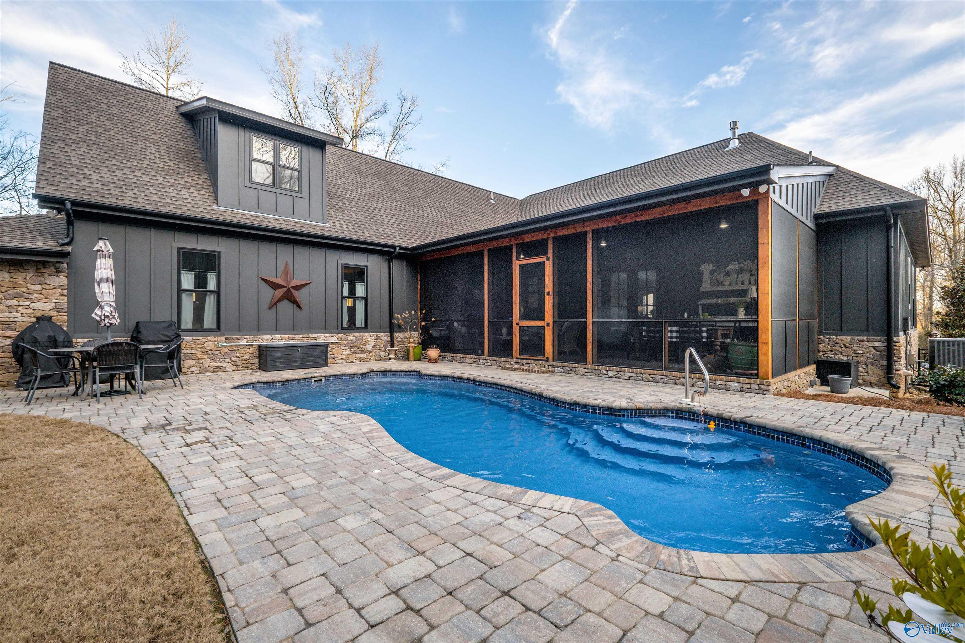 106 River Pointe Drive