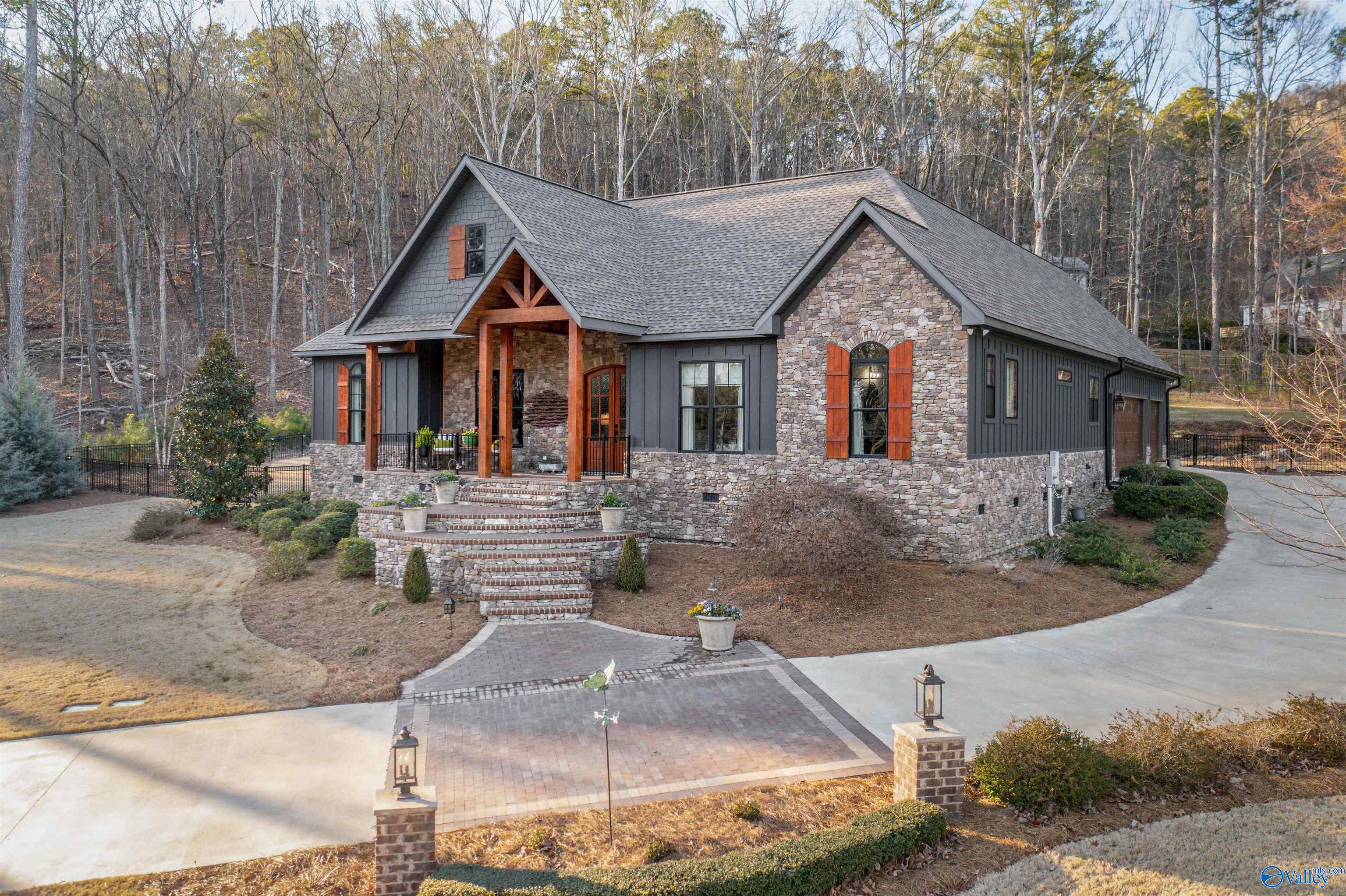 106 River Pointe Drive