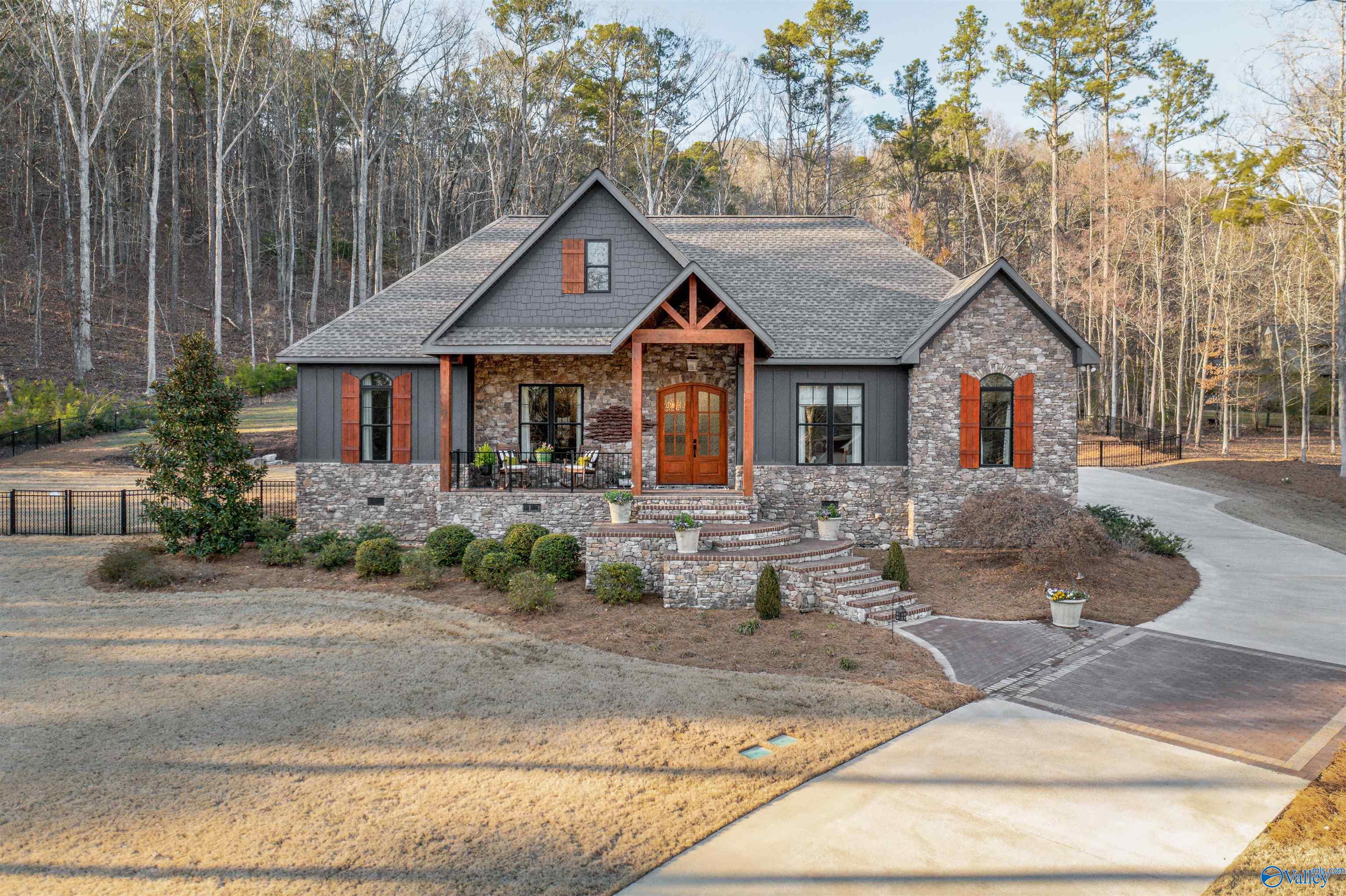 106 River Pointe Drive